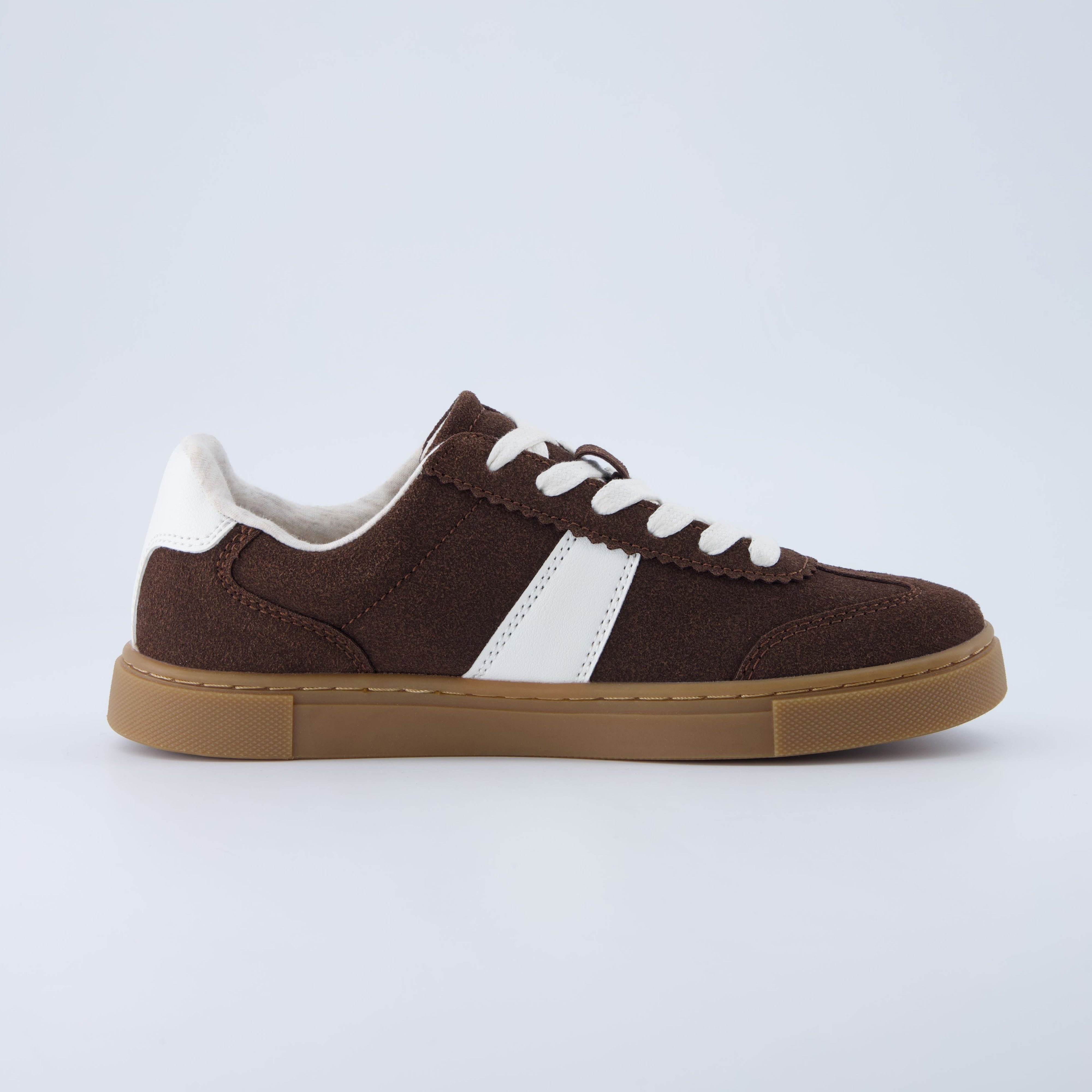 Balance Lace Up Sneaker Brown