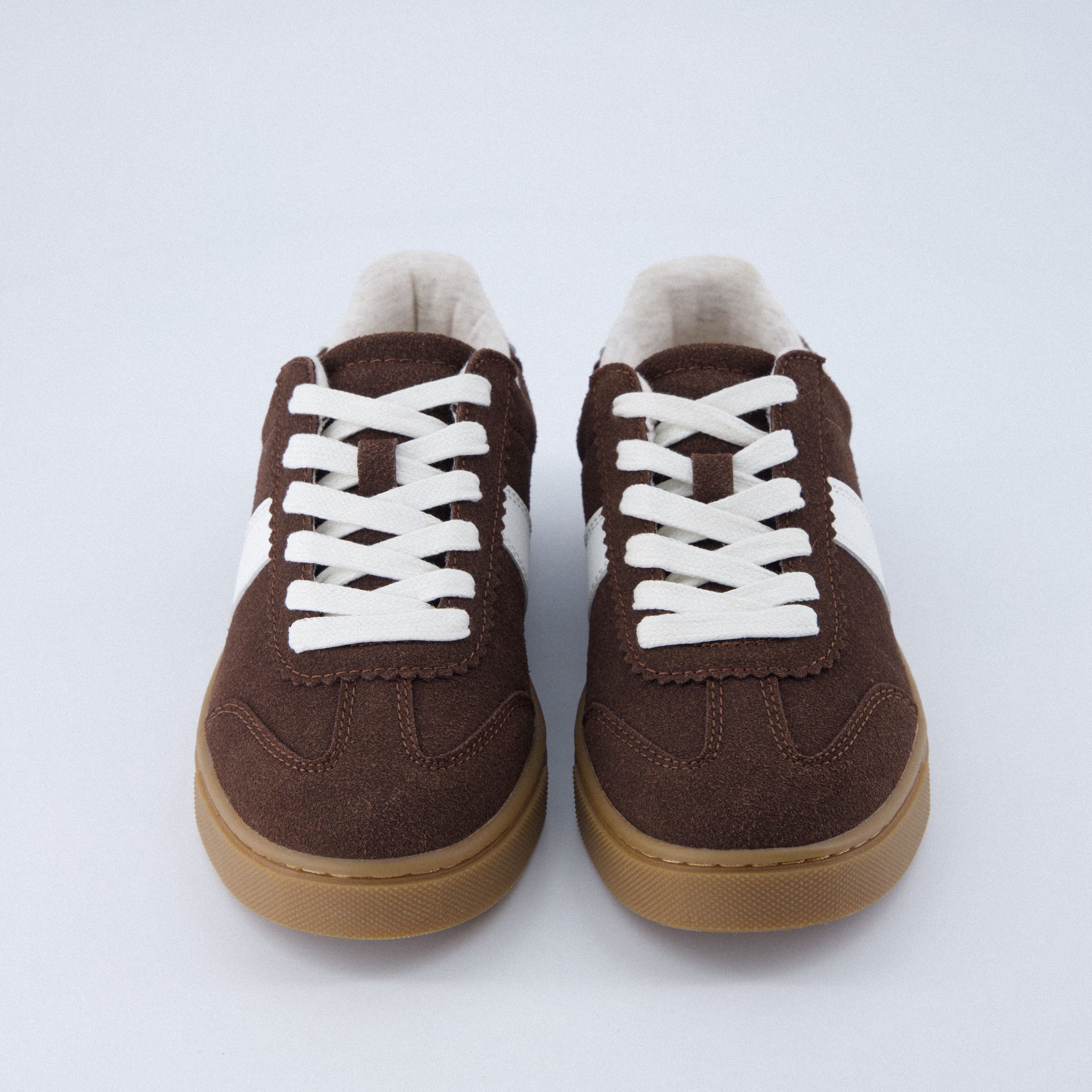 Balance Lace Up Sneaker Brown