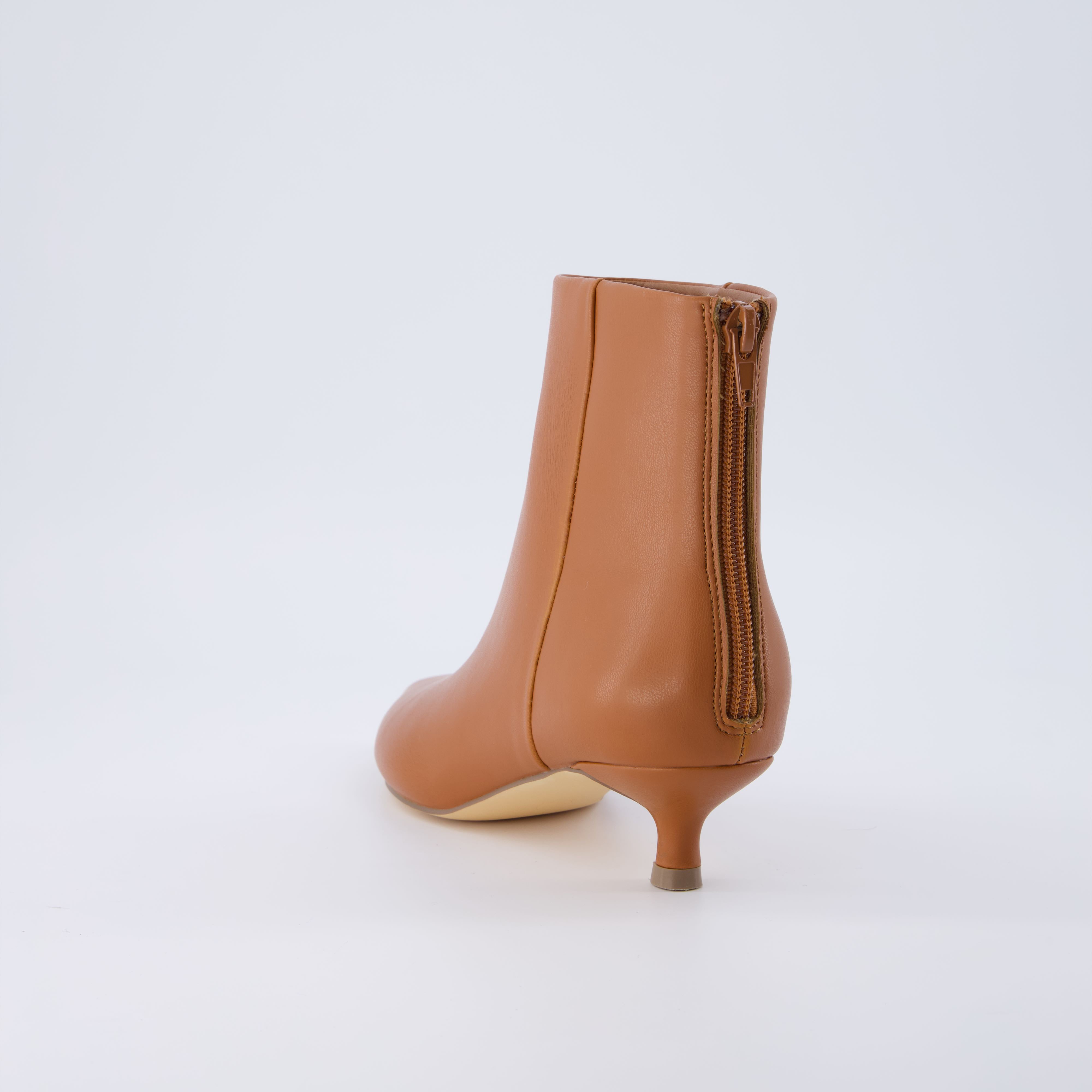 Barbie Kitten Heel Bootie Cognac