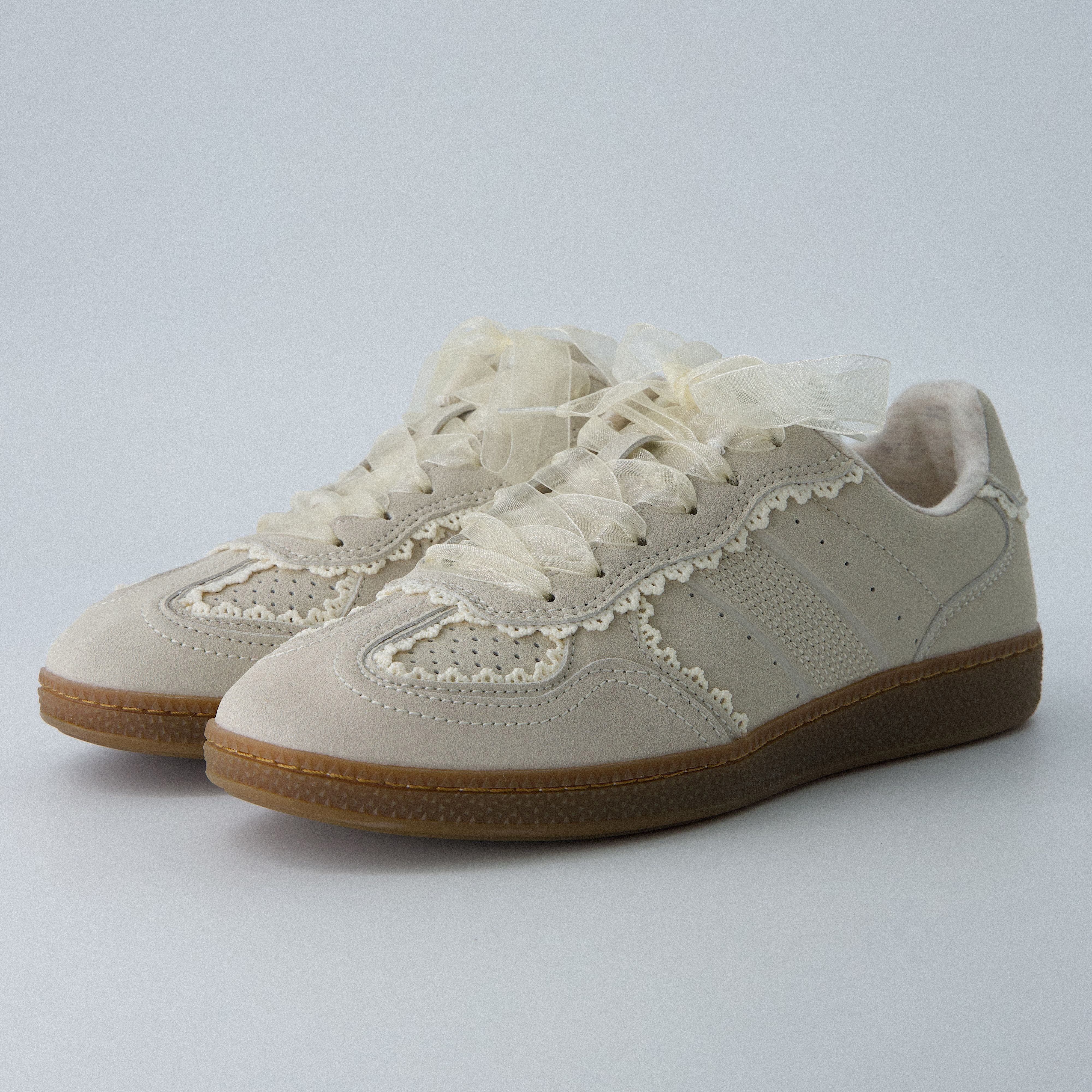 Cushionaire Kids Belinda Casual Lace Sneakers for Girls - Ribbon 