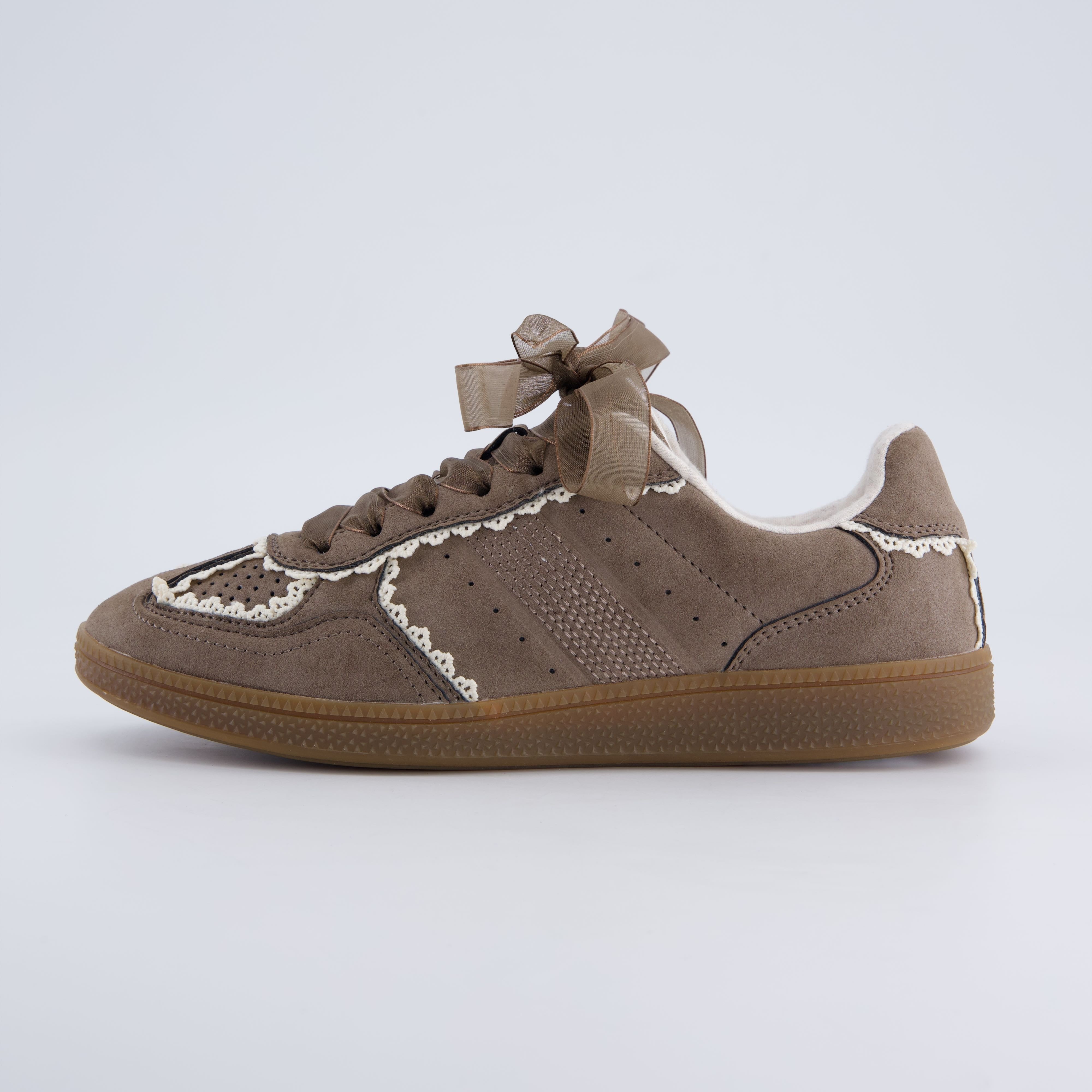 Belinda Casual Sneakers
