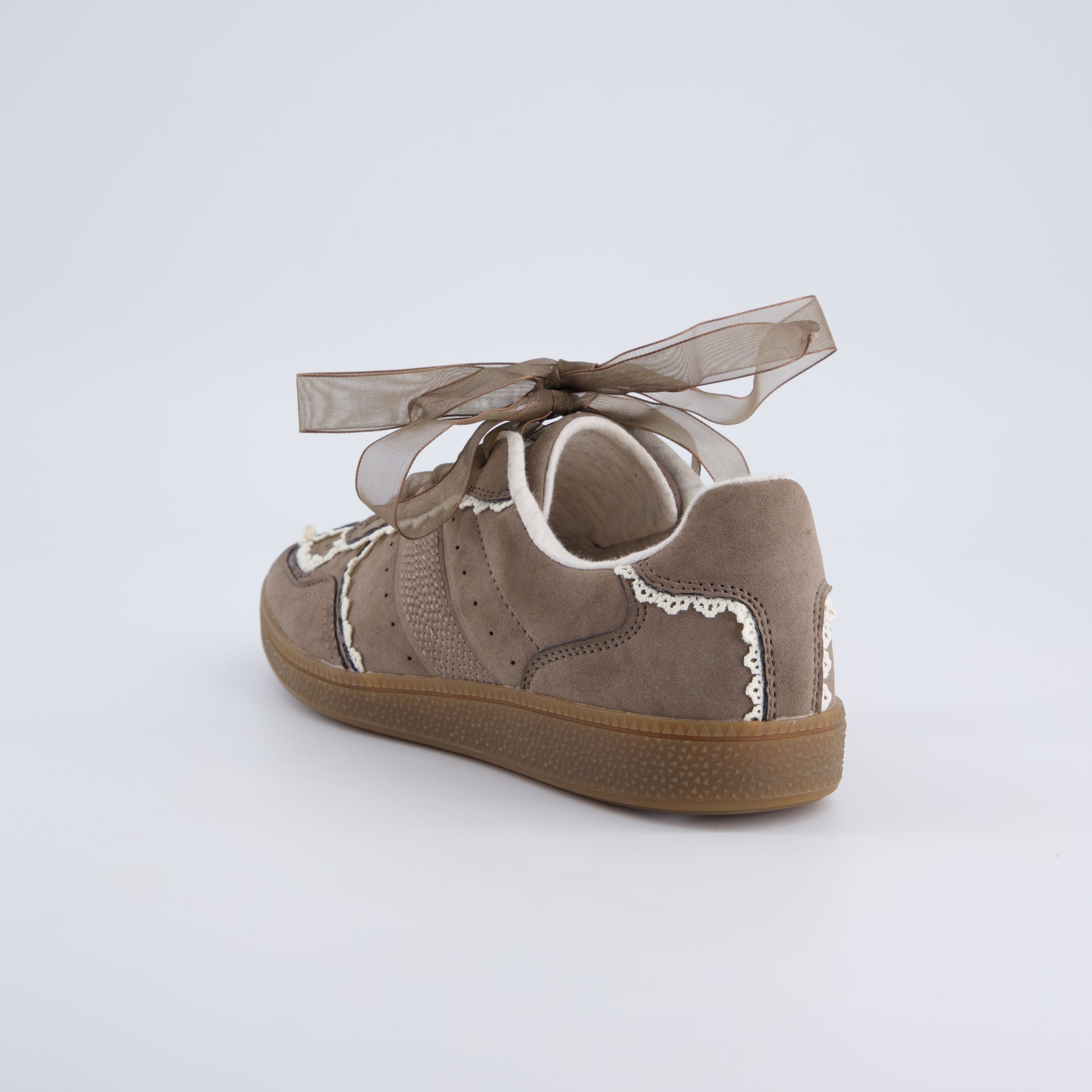 Belinda Casual Sneakers
