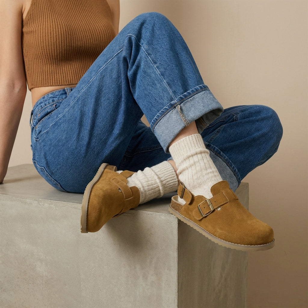 Brooklyn Suede Womens Slides Chestnut
