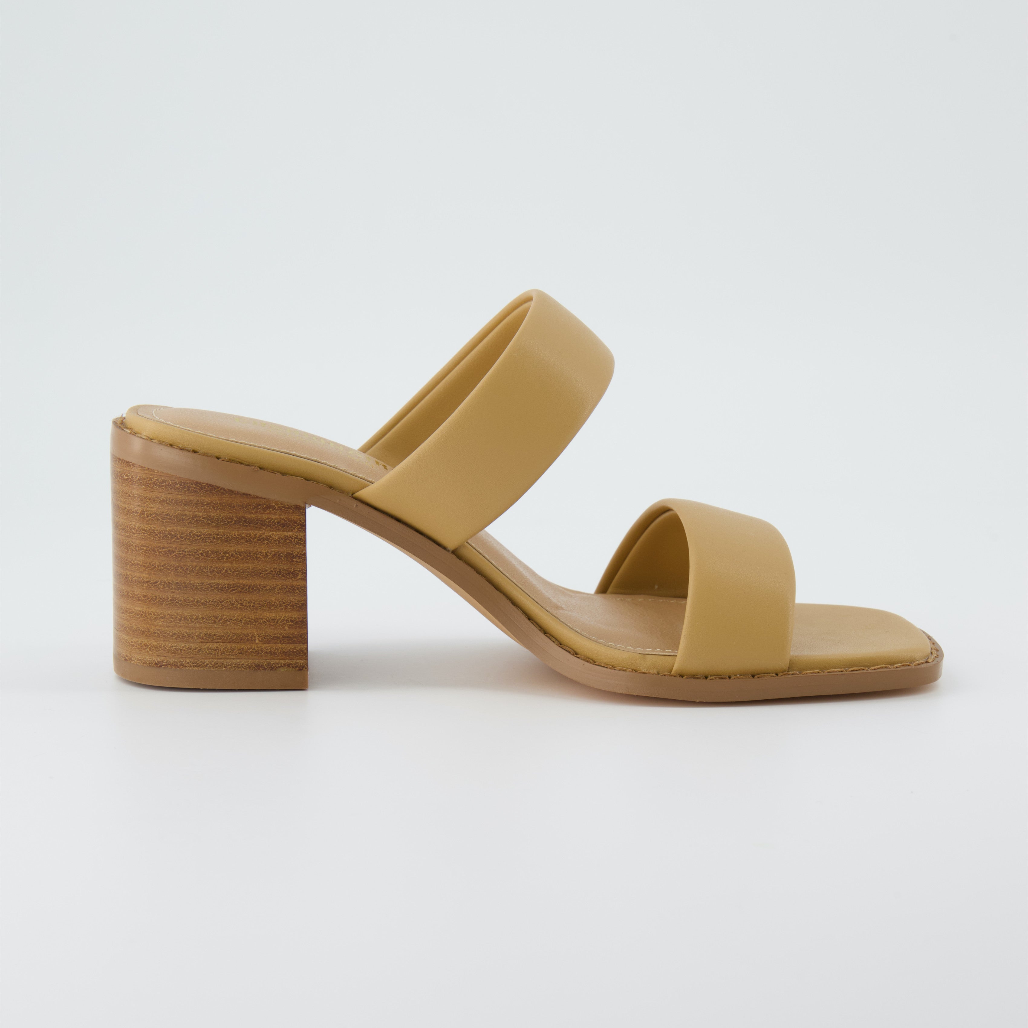 Clever Block Heeled Sandal Tan