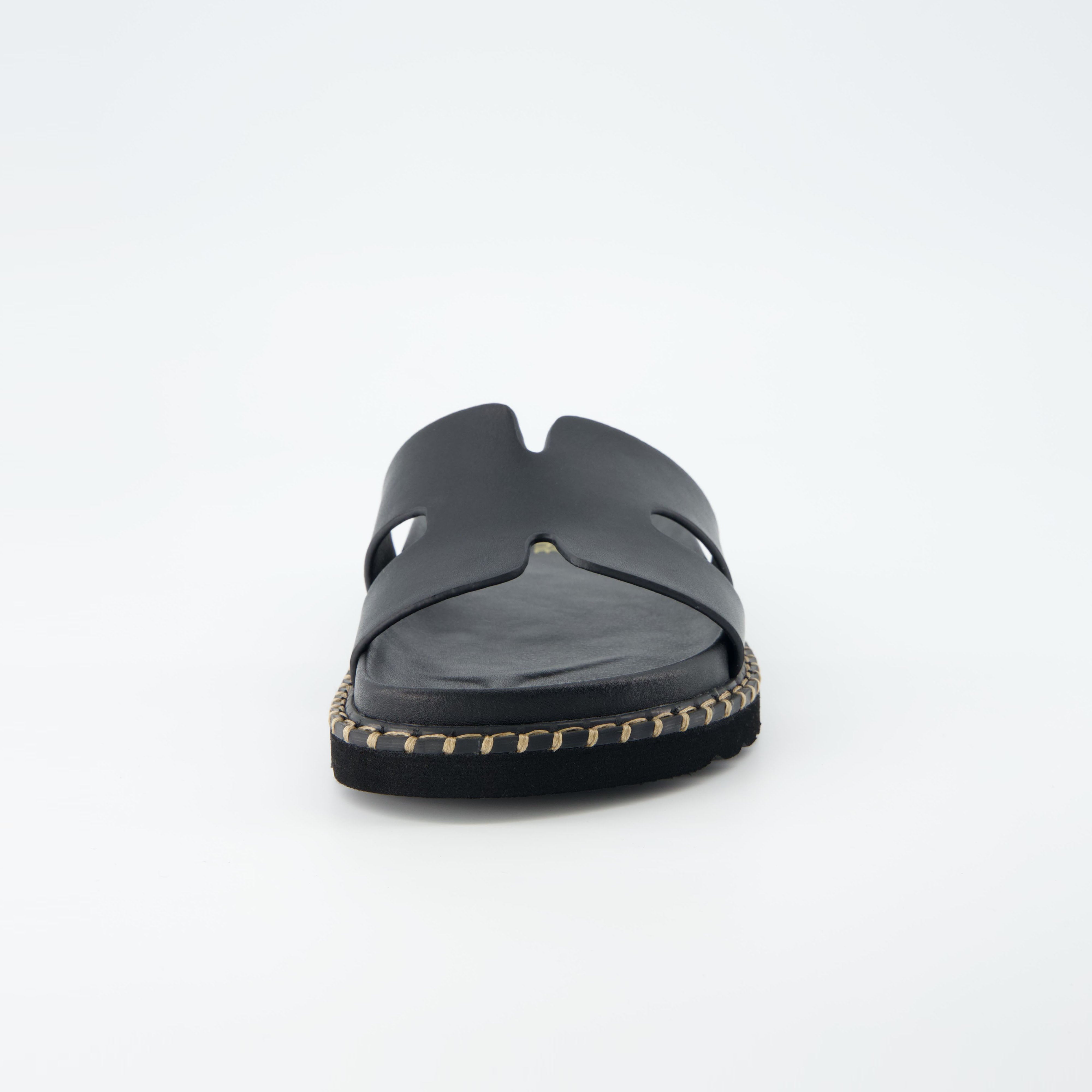 Crisp Women’s Slide Sandal Black