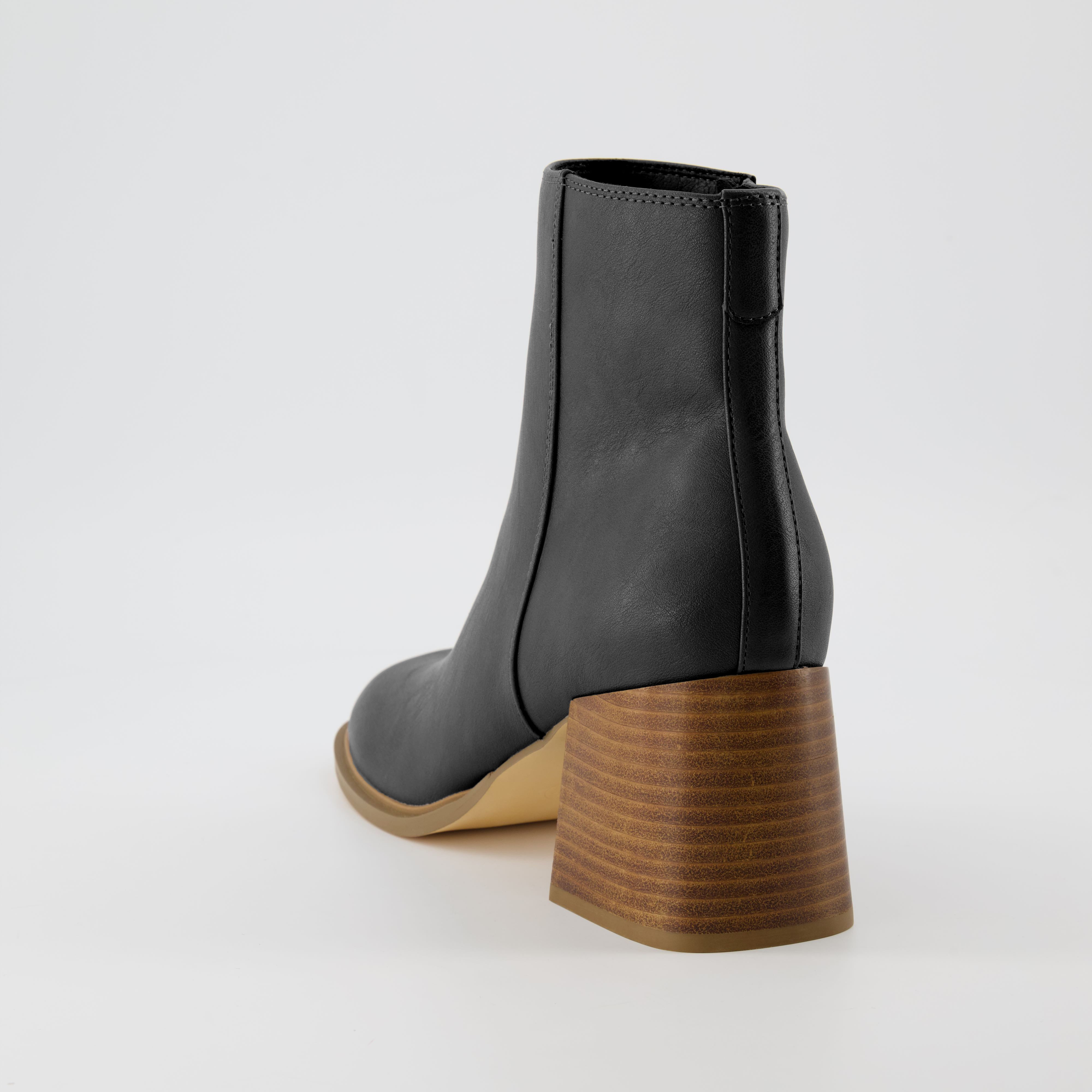 Dante Block Heel Dress Boot Black