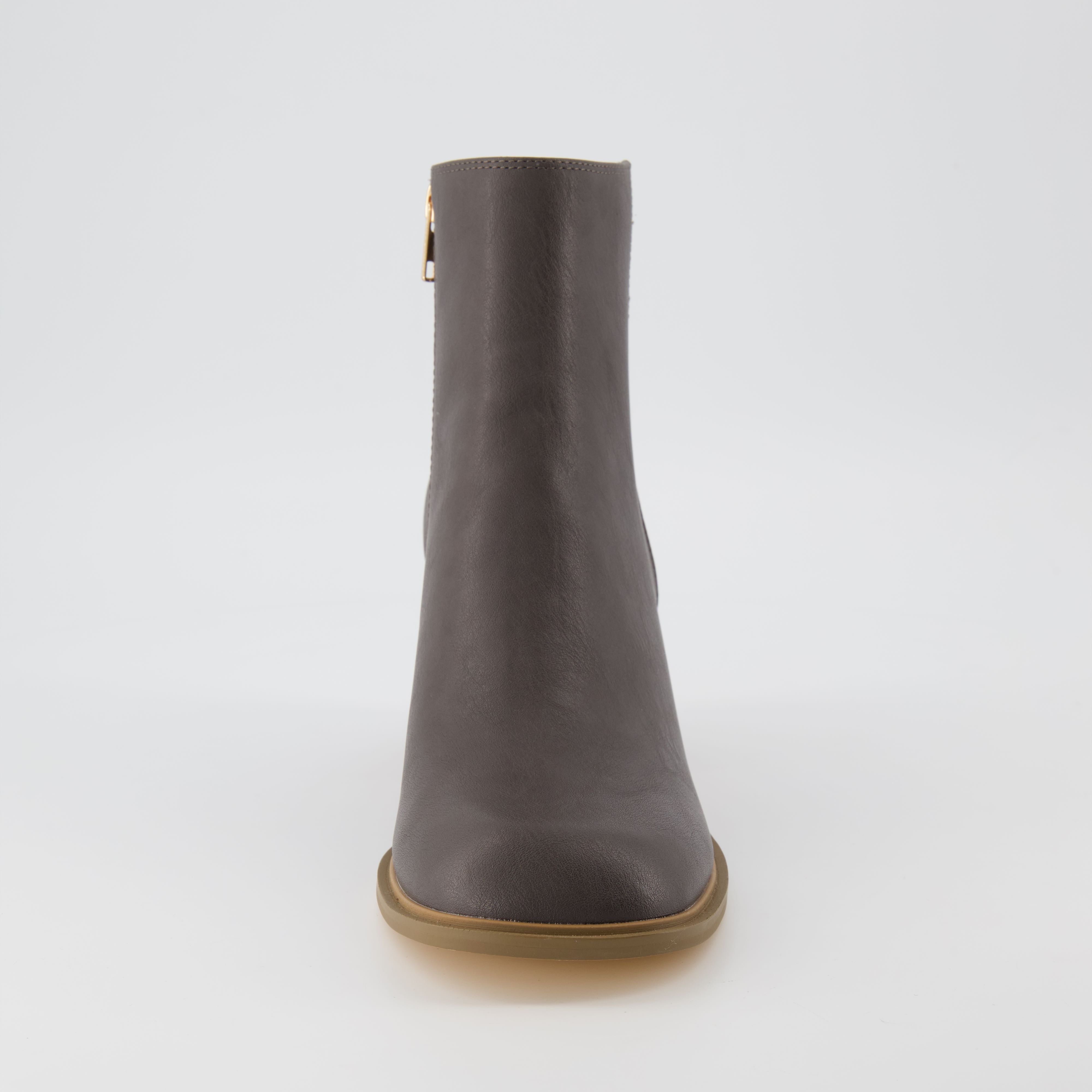 Dante Block Heel Dress Boot Dark Gray