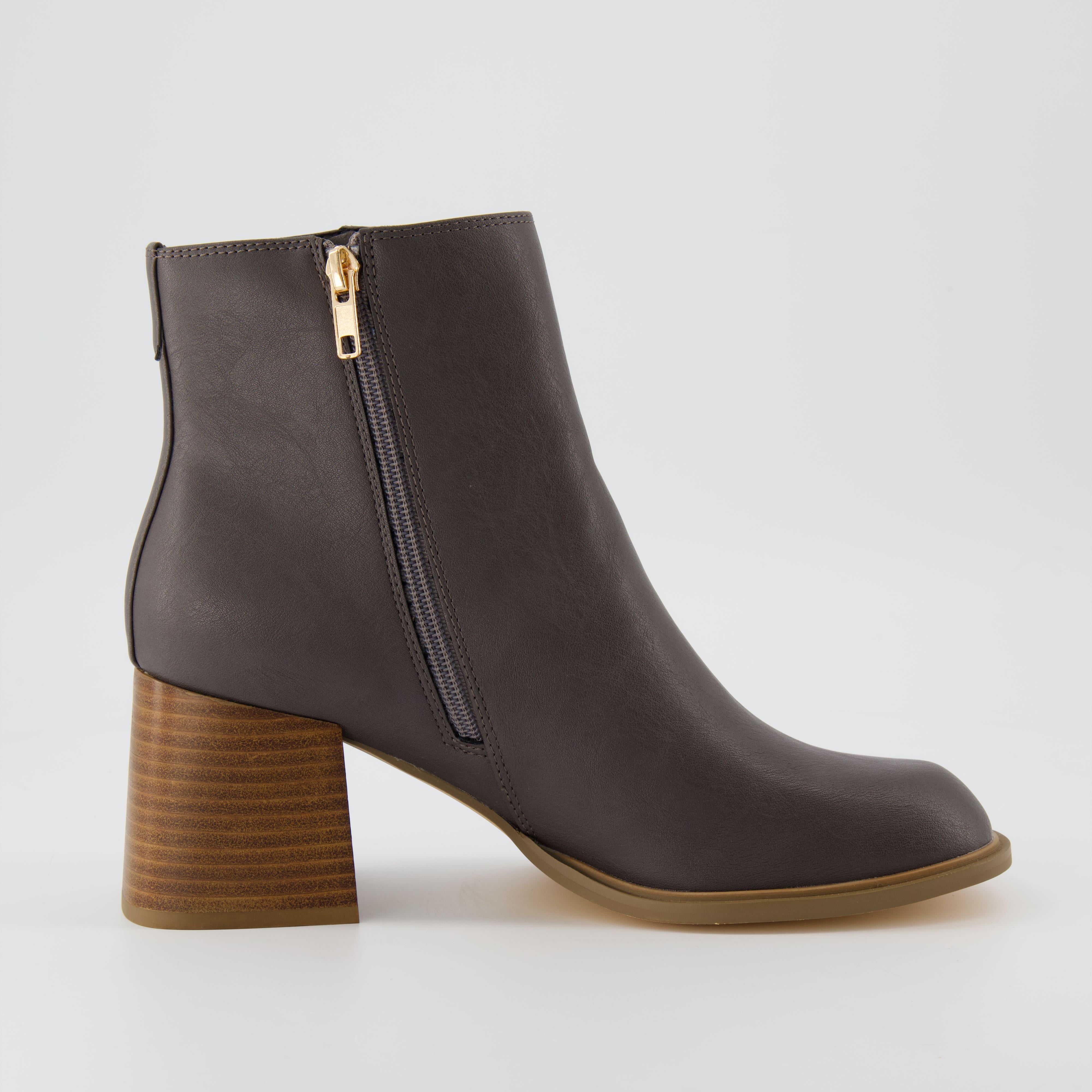 Dante Block Heel Dress Boot Dark Gray