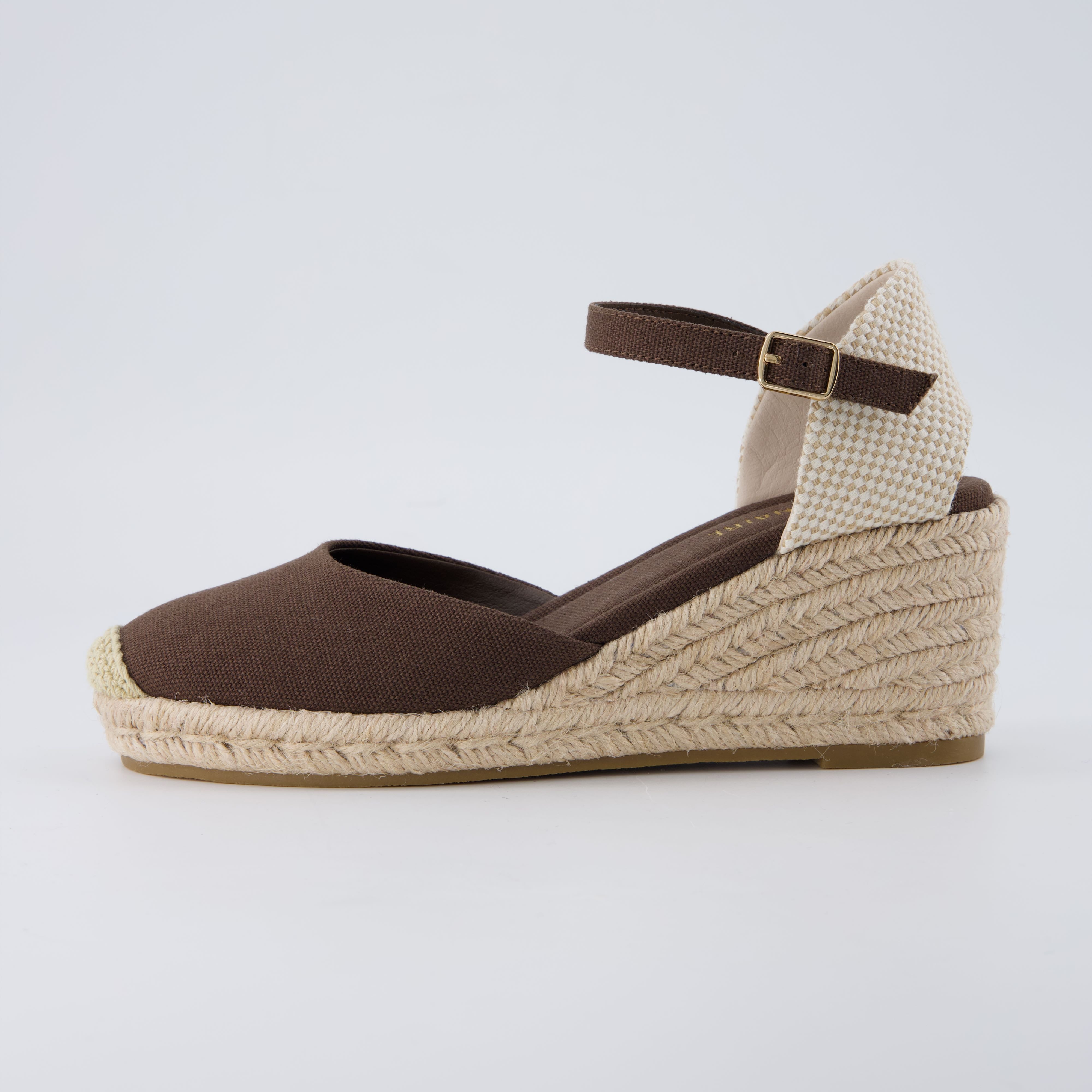 Elche Wedge Sandals Brown