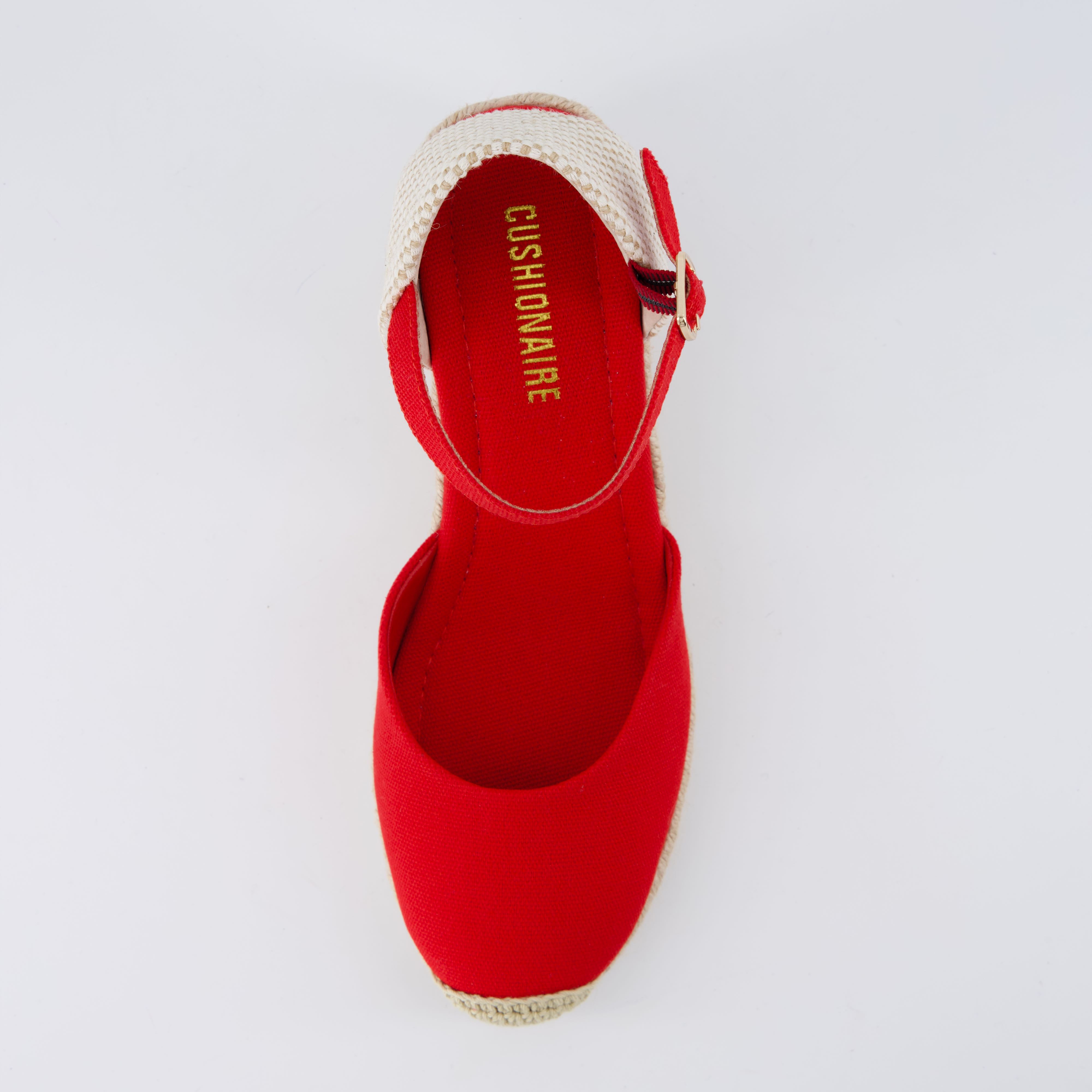 Elche Wedge Sandals Red