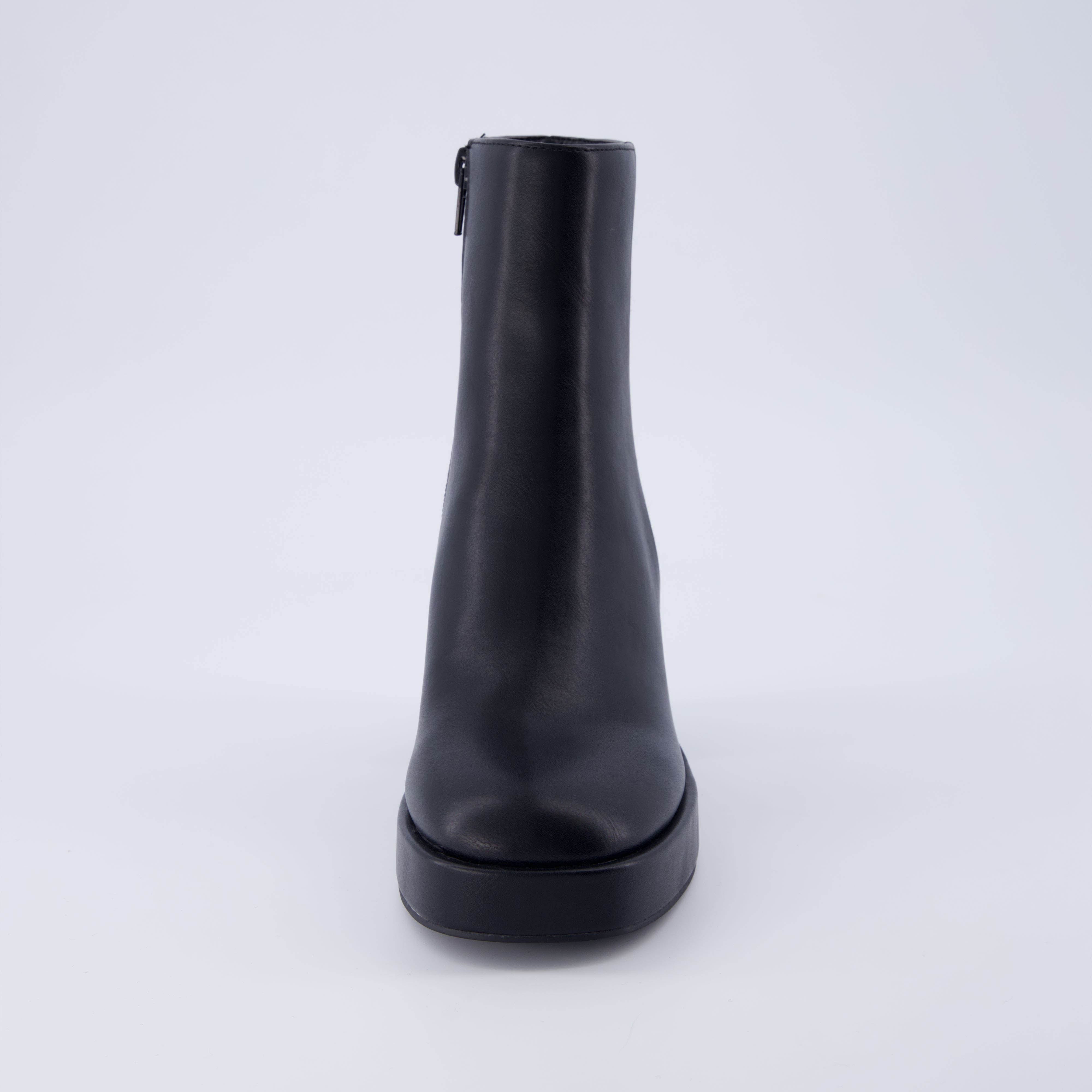 Gallerie Platform Dress Boot Black
