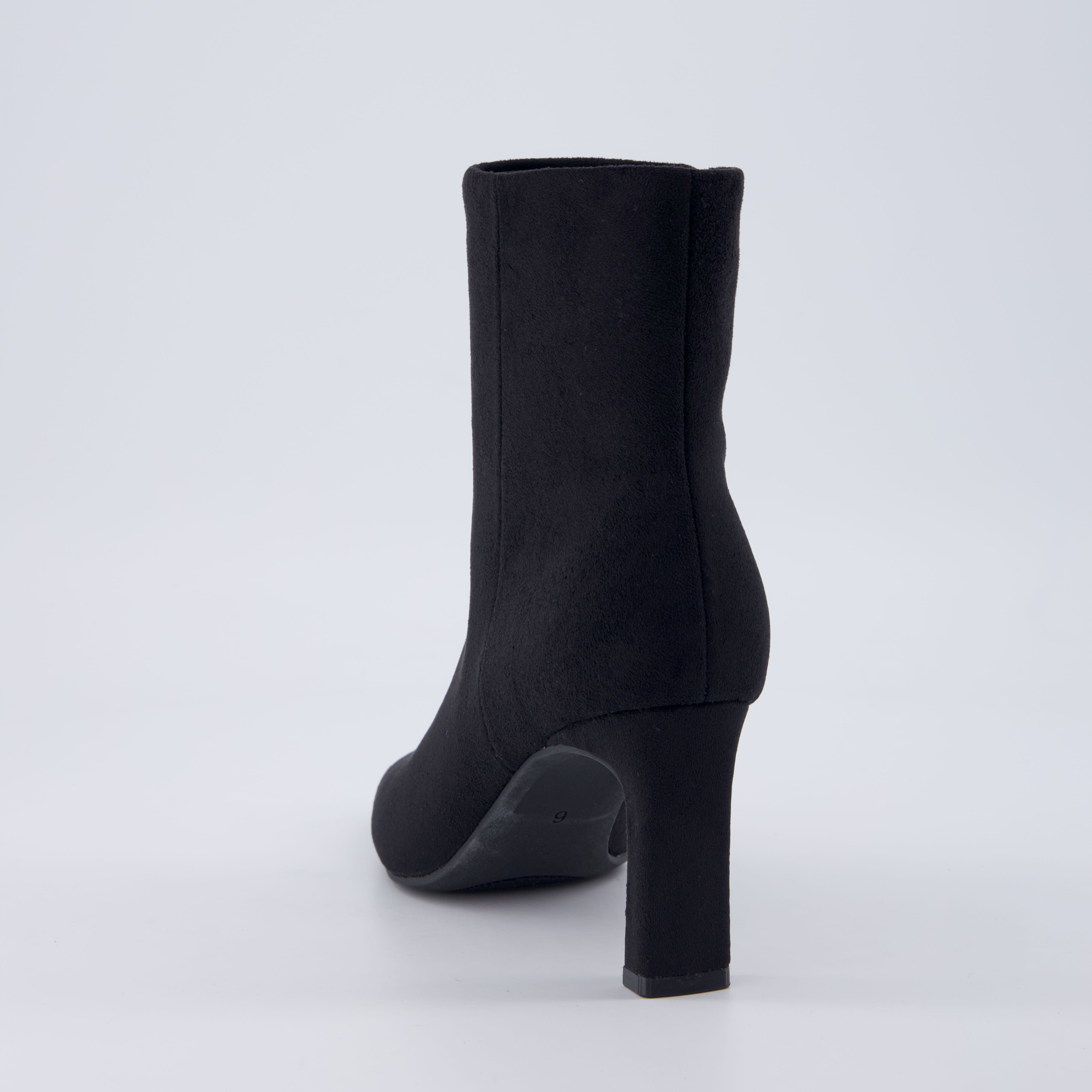 Giana High Heel Ankle Boots Black Medium