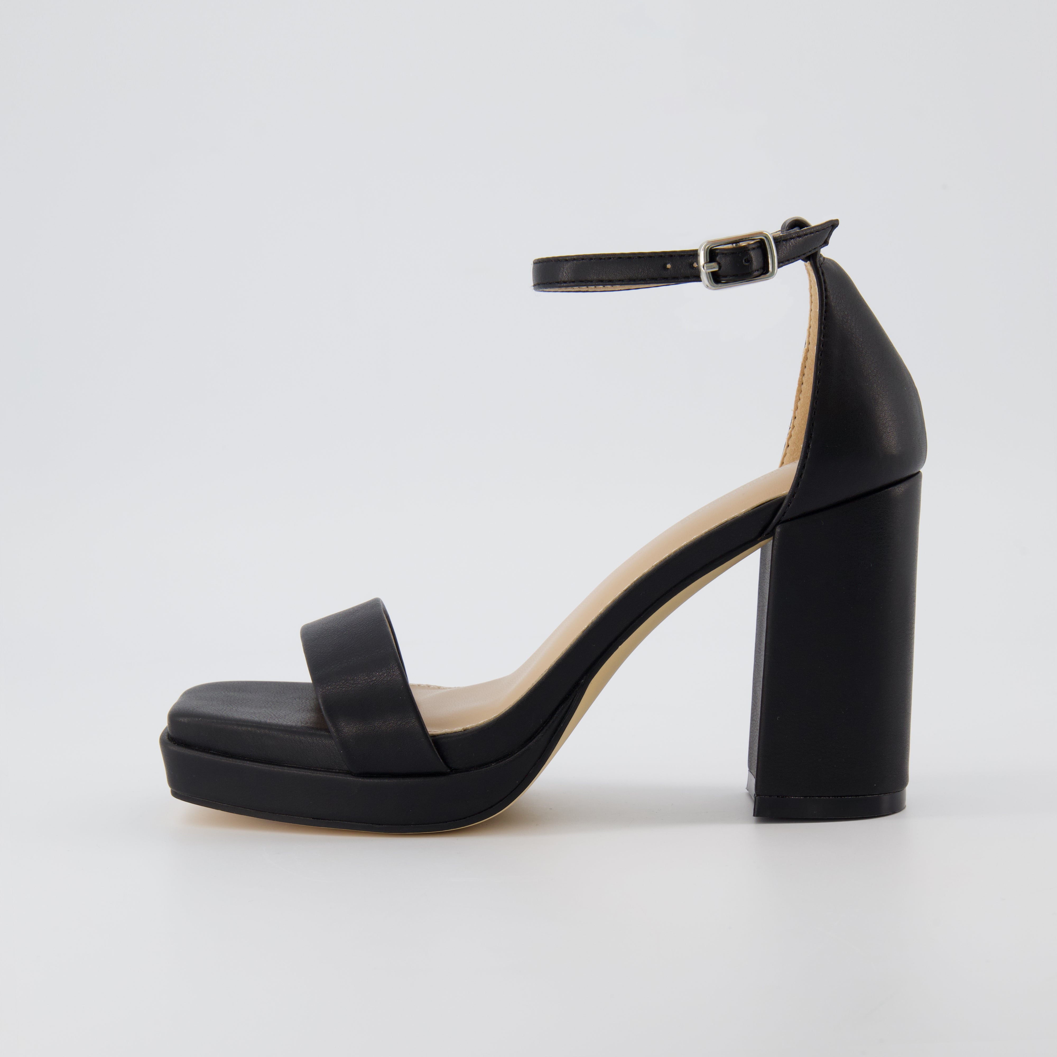 Grammy Platform Sandal Black