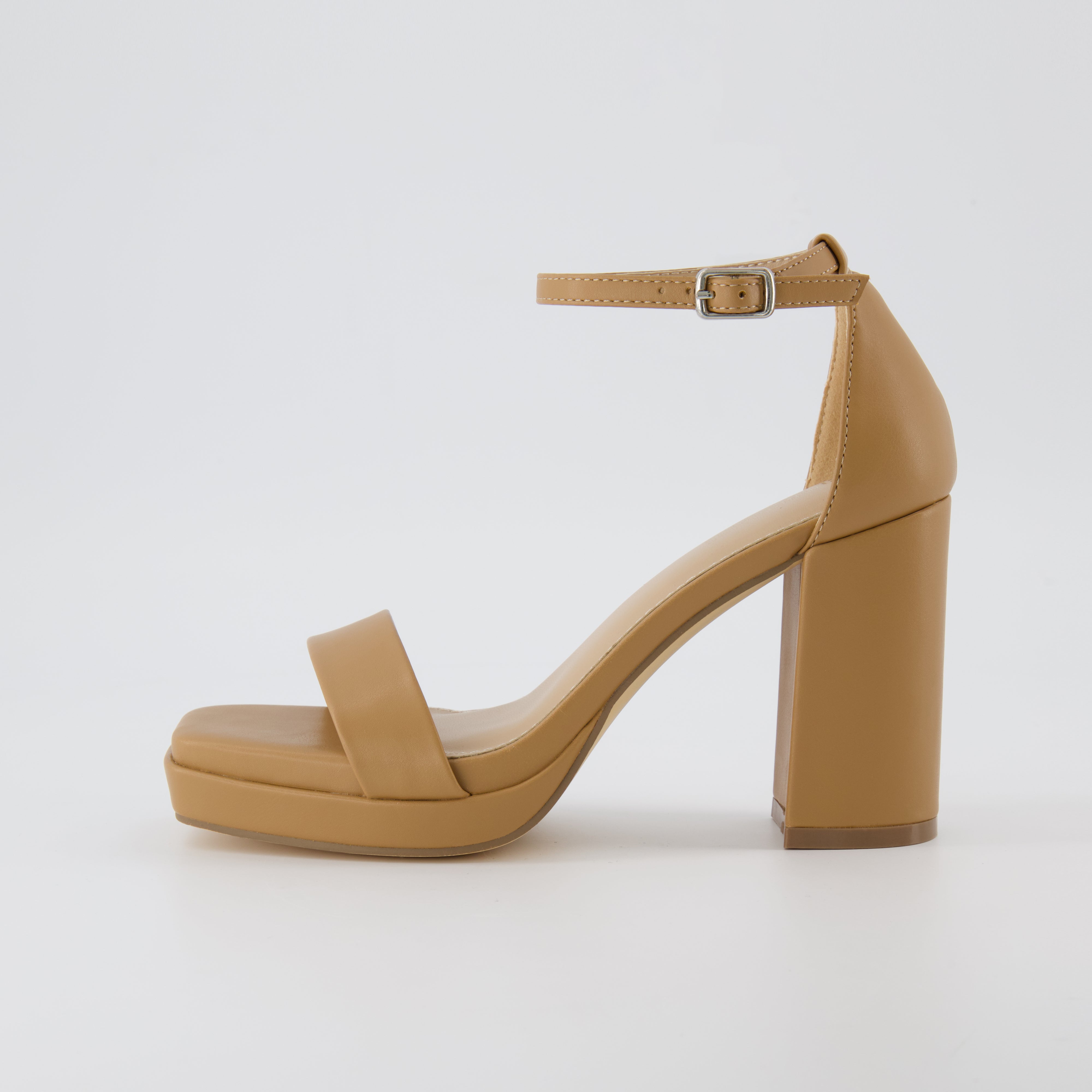 Grammy Platform Sandal Nude
