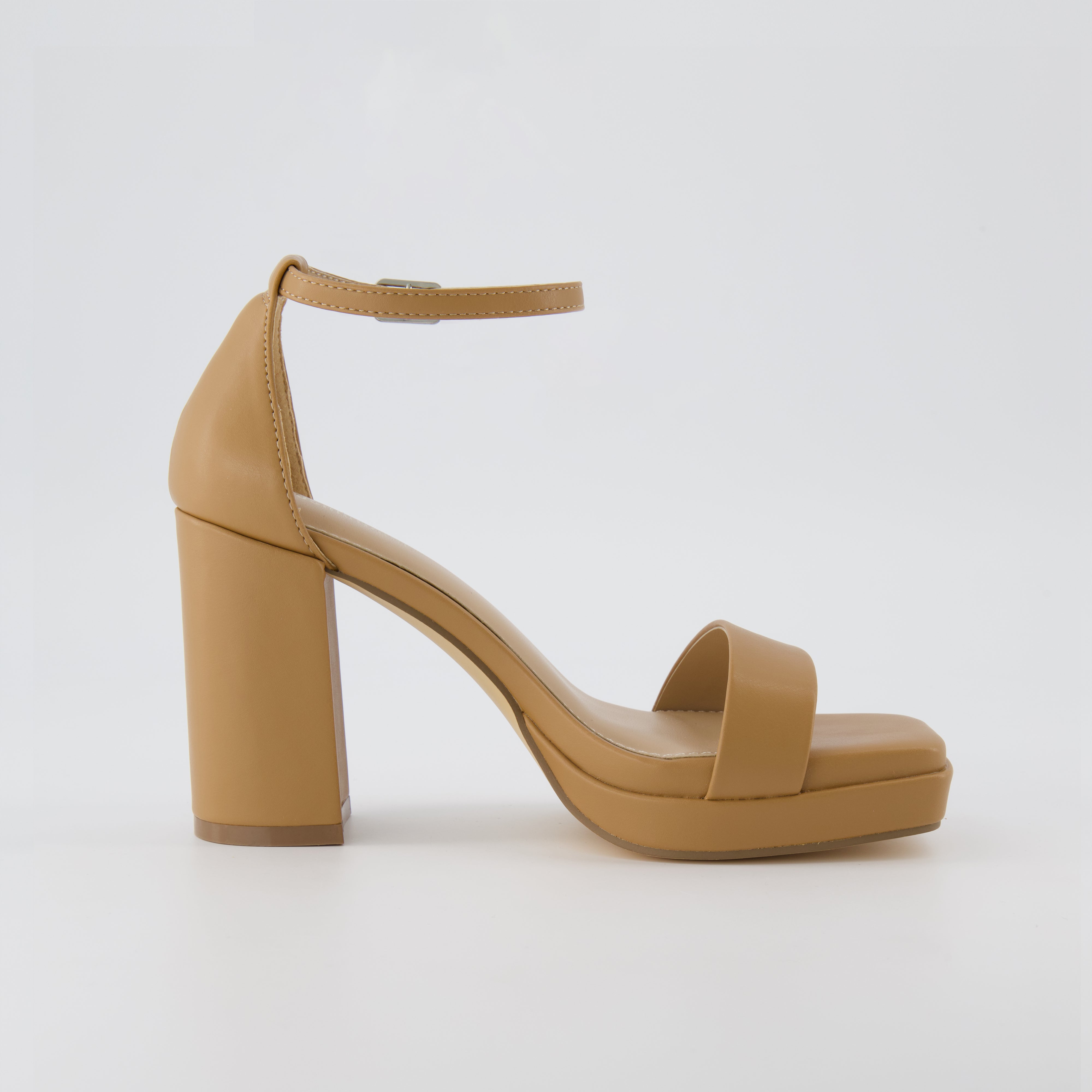 Grammy Platform Sandal Nude