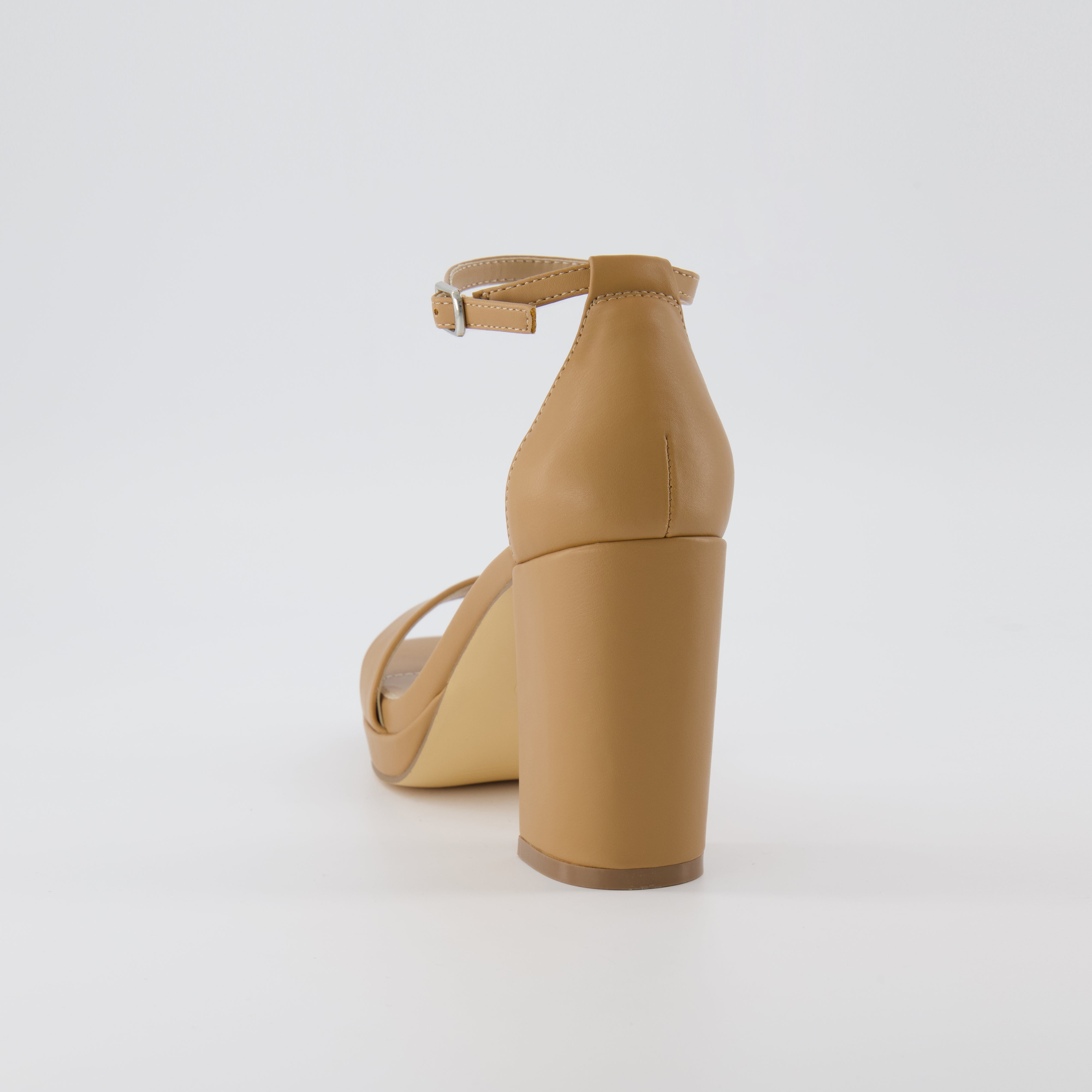 Grammy Platform Sandal Nude