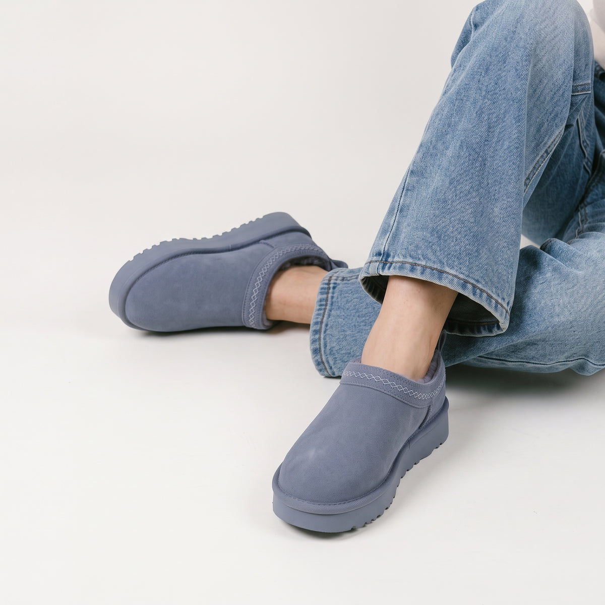 Jasper Cozy Womens Slippers