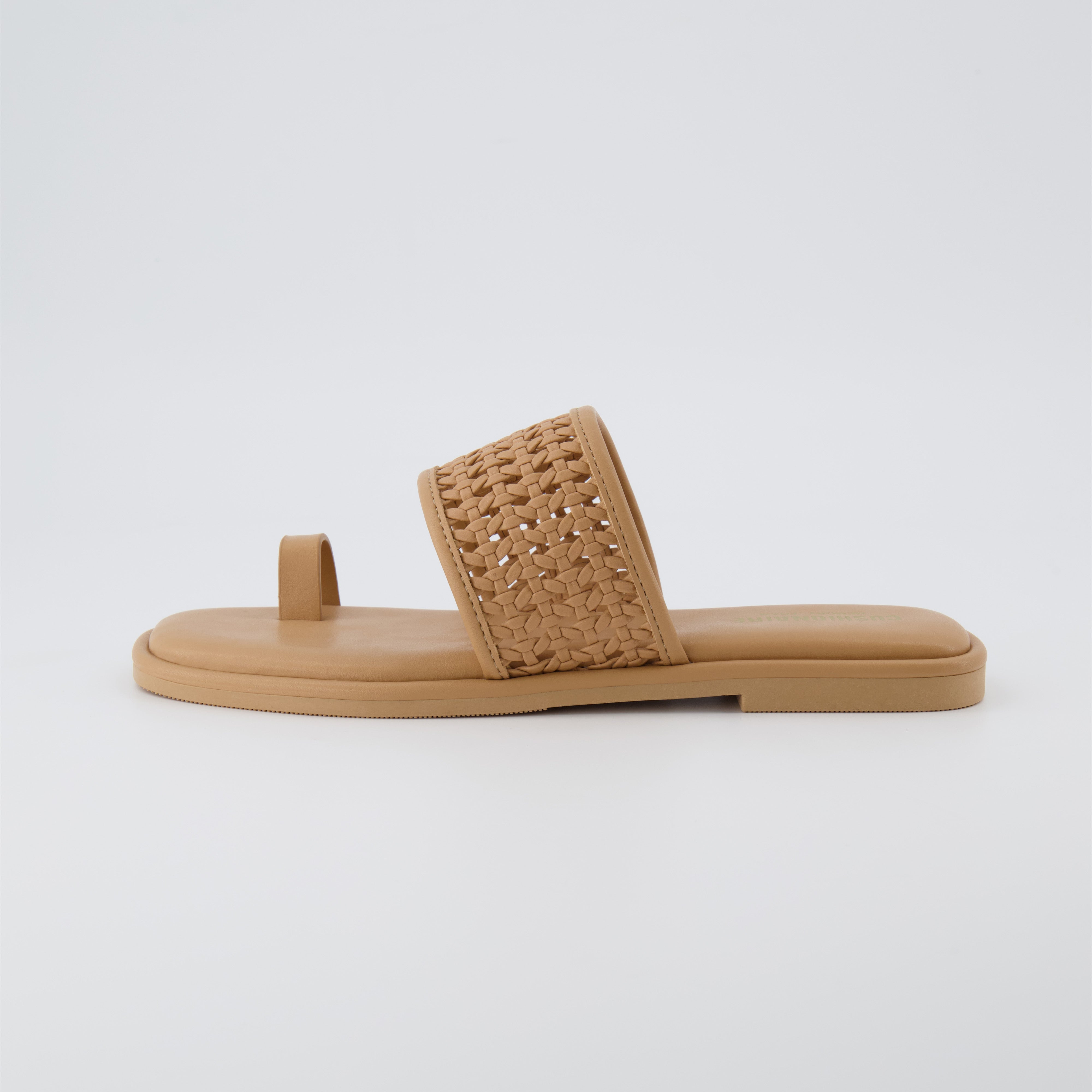 Kiss Toe Ring Sandal Tan