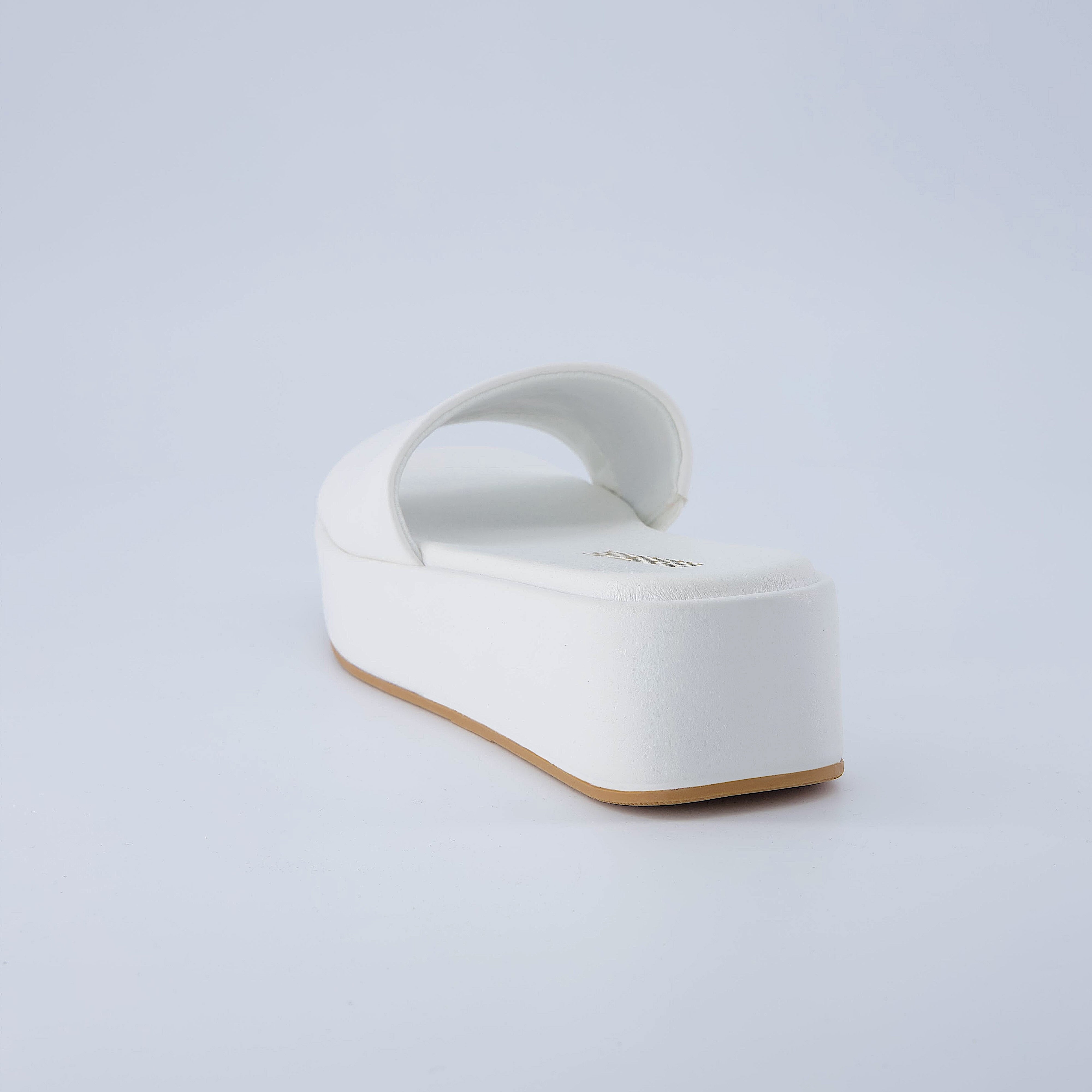 Kudos Platform Sandal Ivory