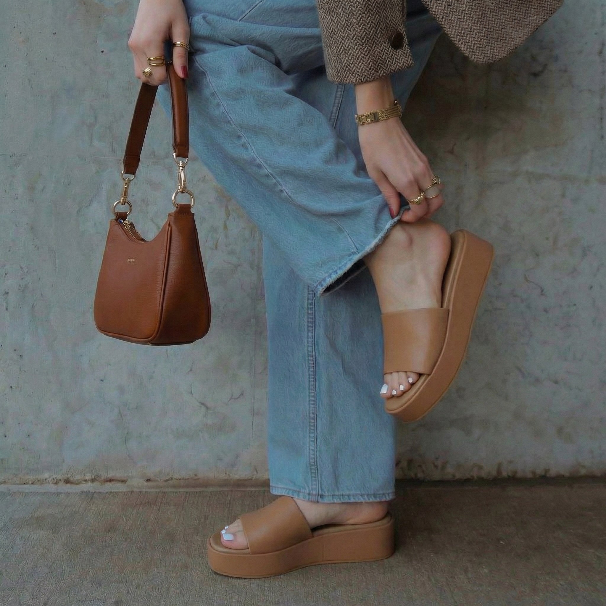 Kudos Platform Sandal Tan