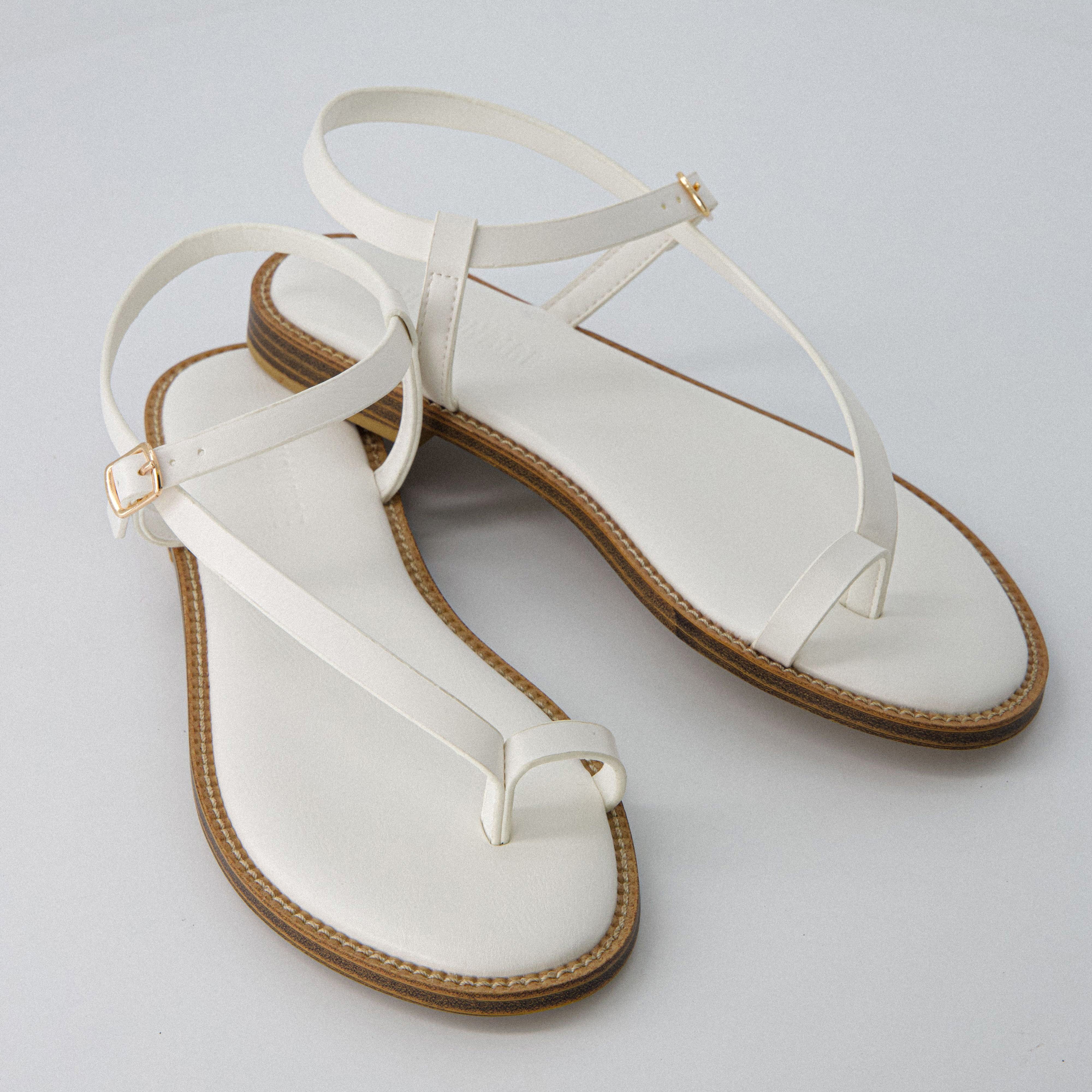 Life Strappy Flat Sandals White Medium