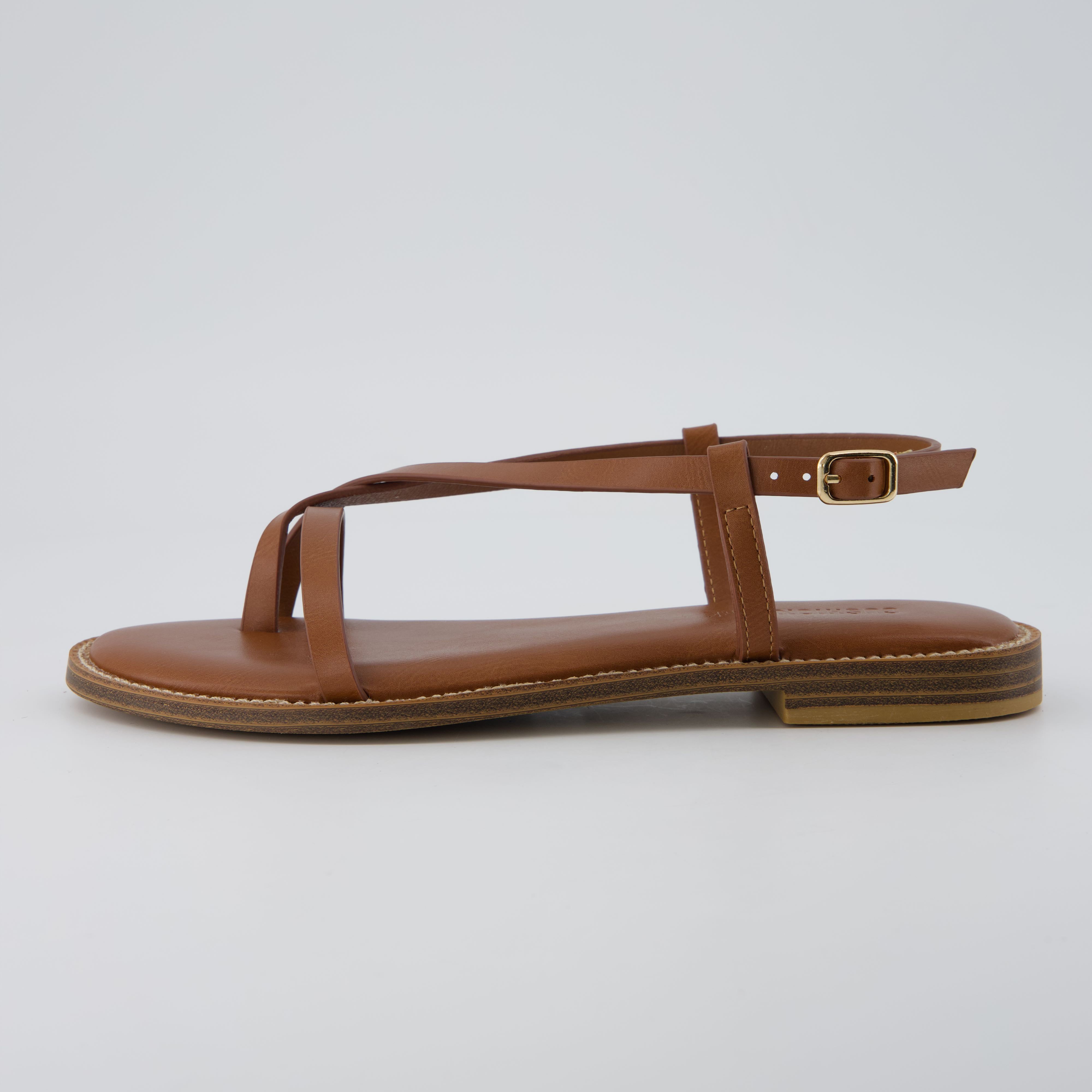 Luxor Flat Sandals Cognac