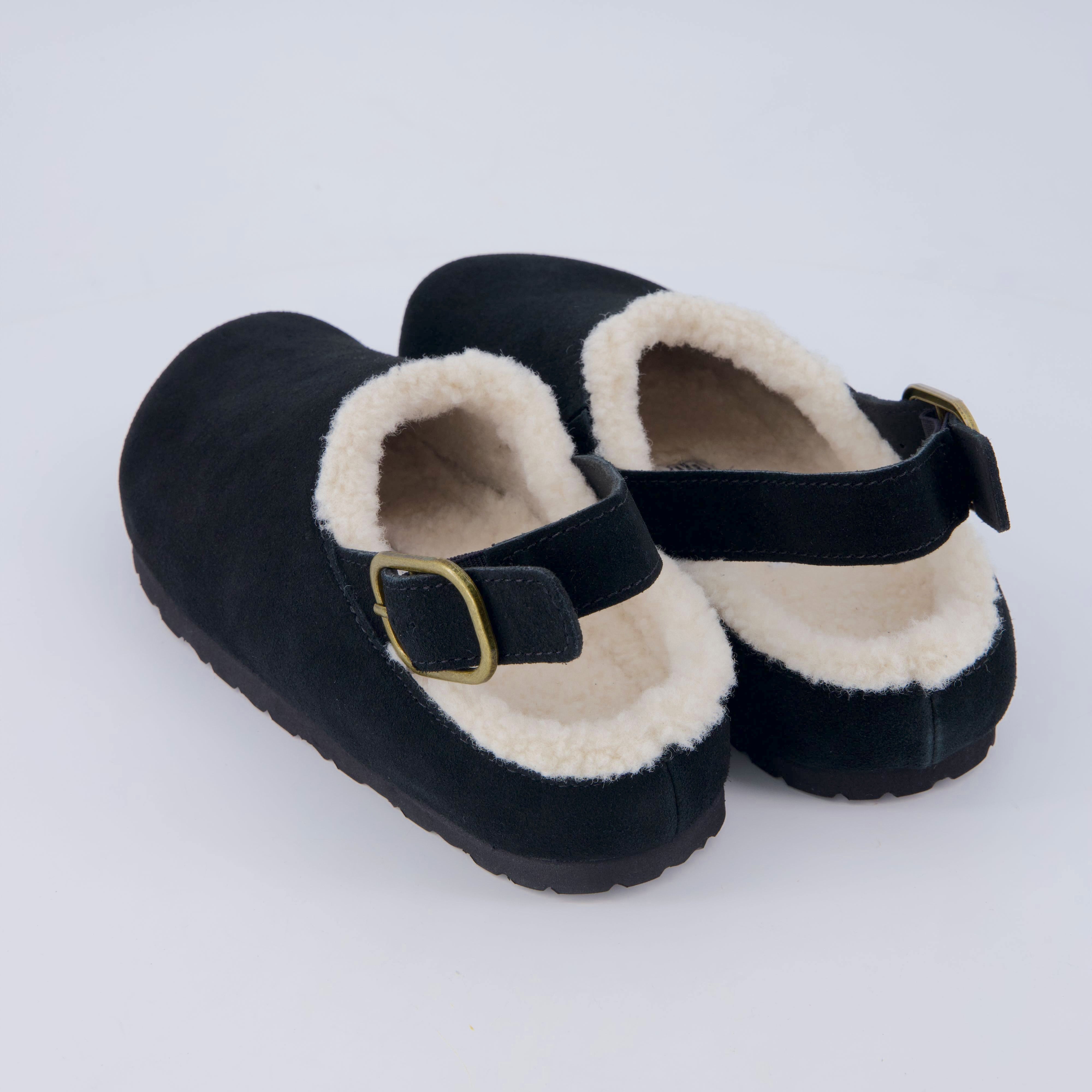 Luz Suede Clogs Black