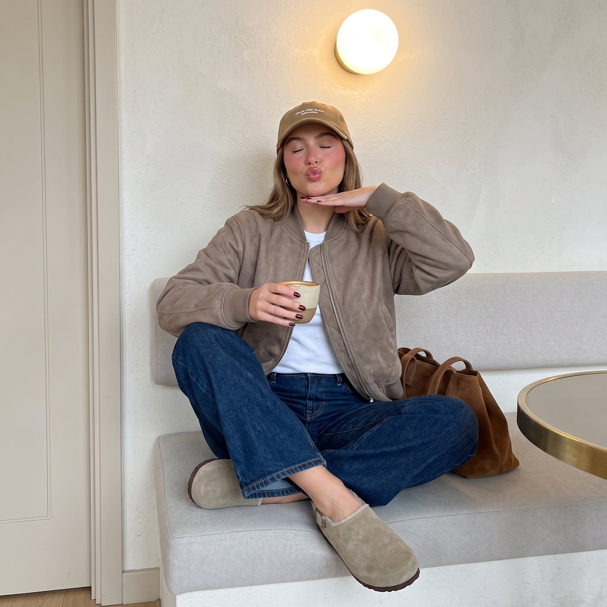 Luz Suede Clogs Biscuit