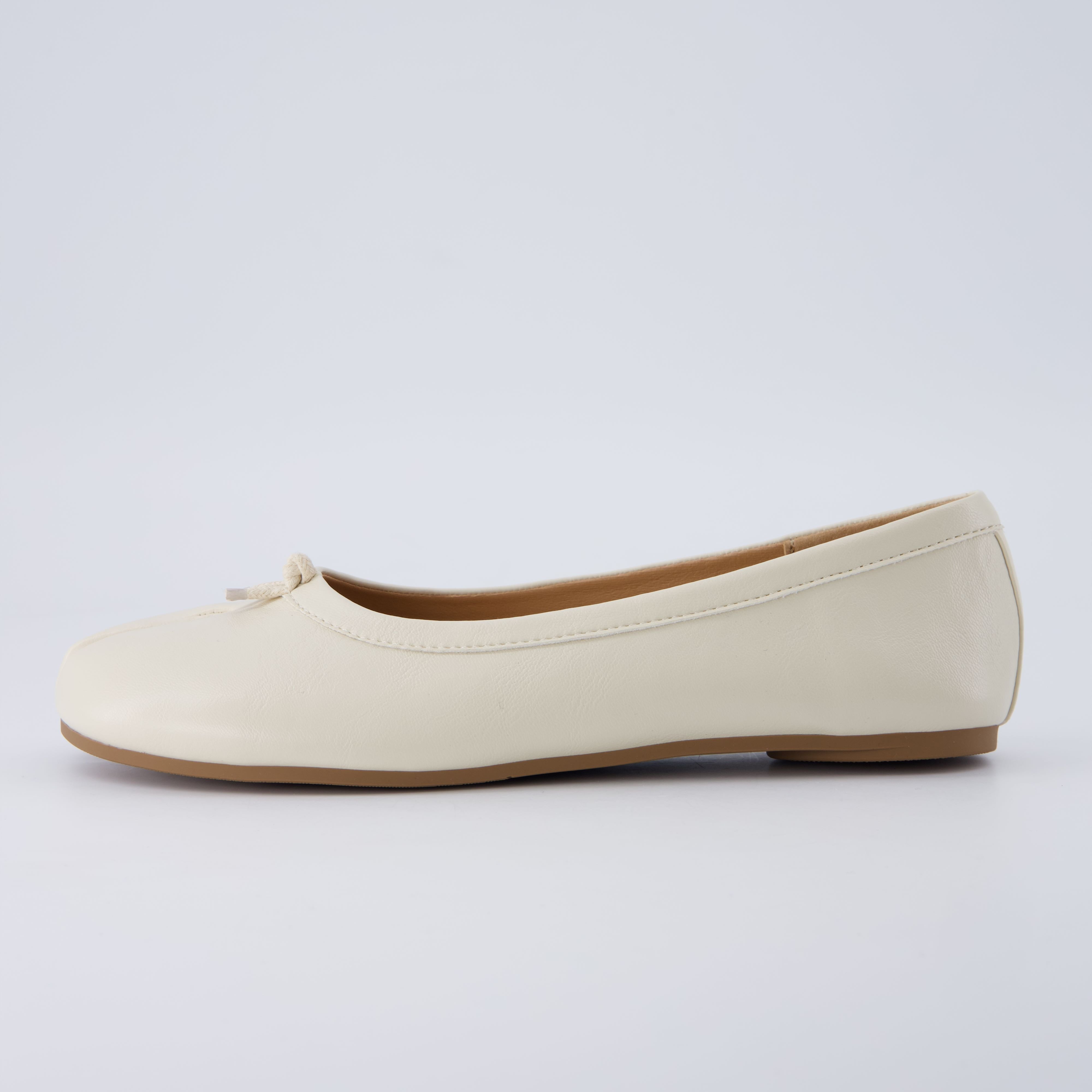 Maki Split-toe Flats Brown Medium