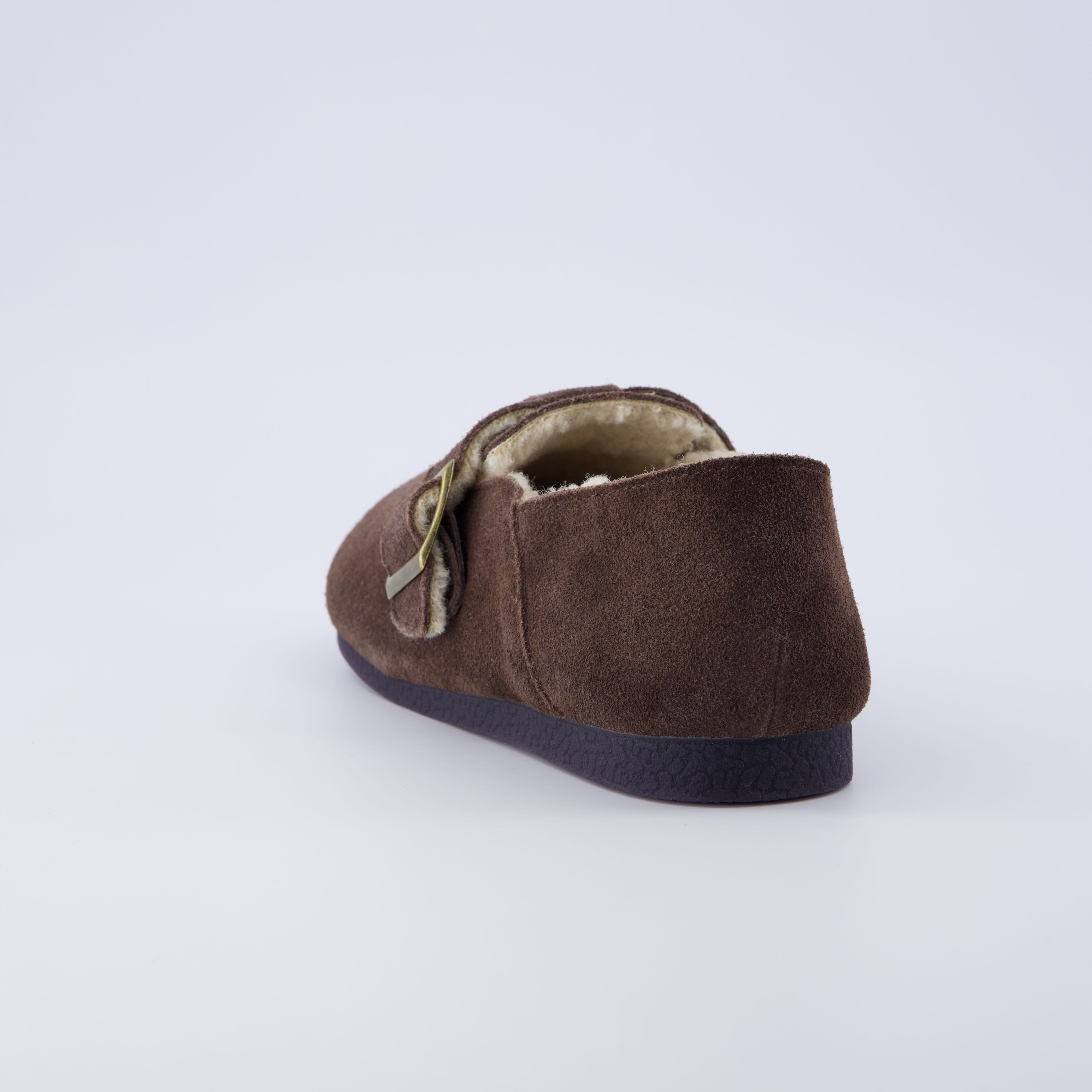 Nest Cozy Suede Clog Brown