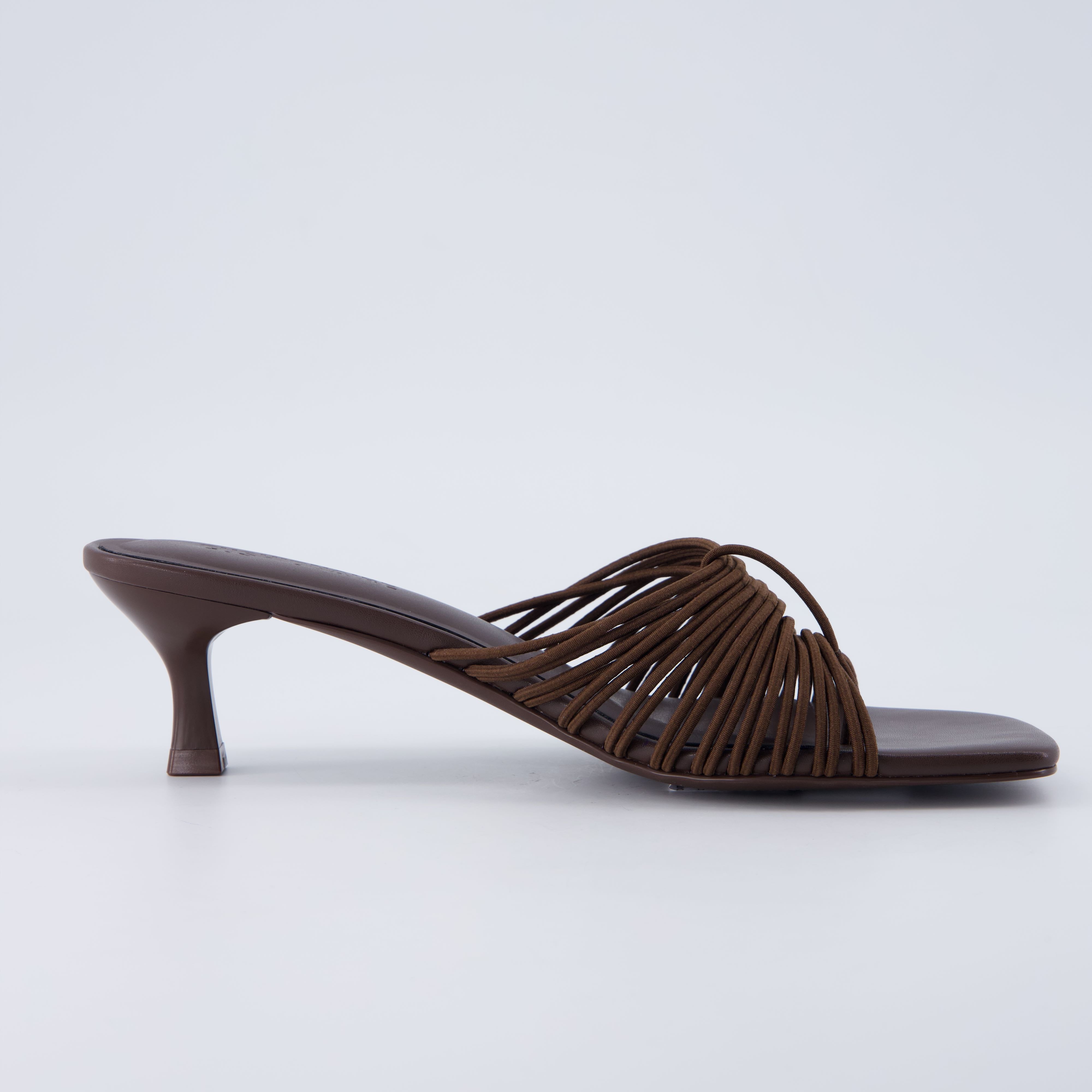 Quiz Kitten Heels Brown Medium