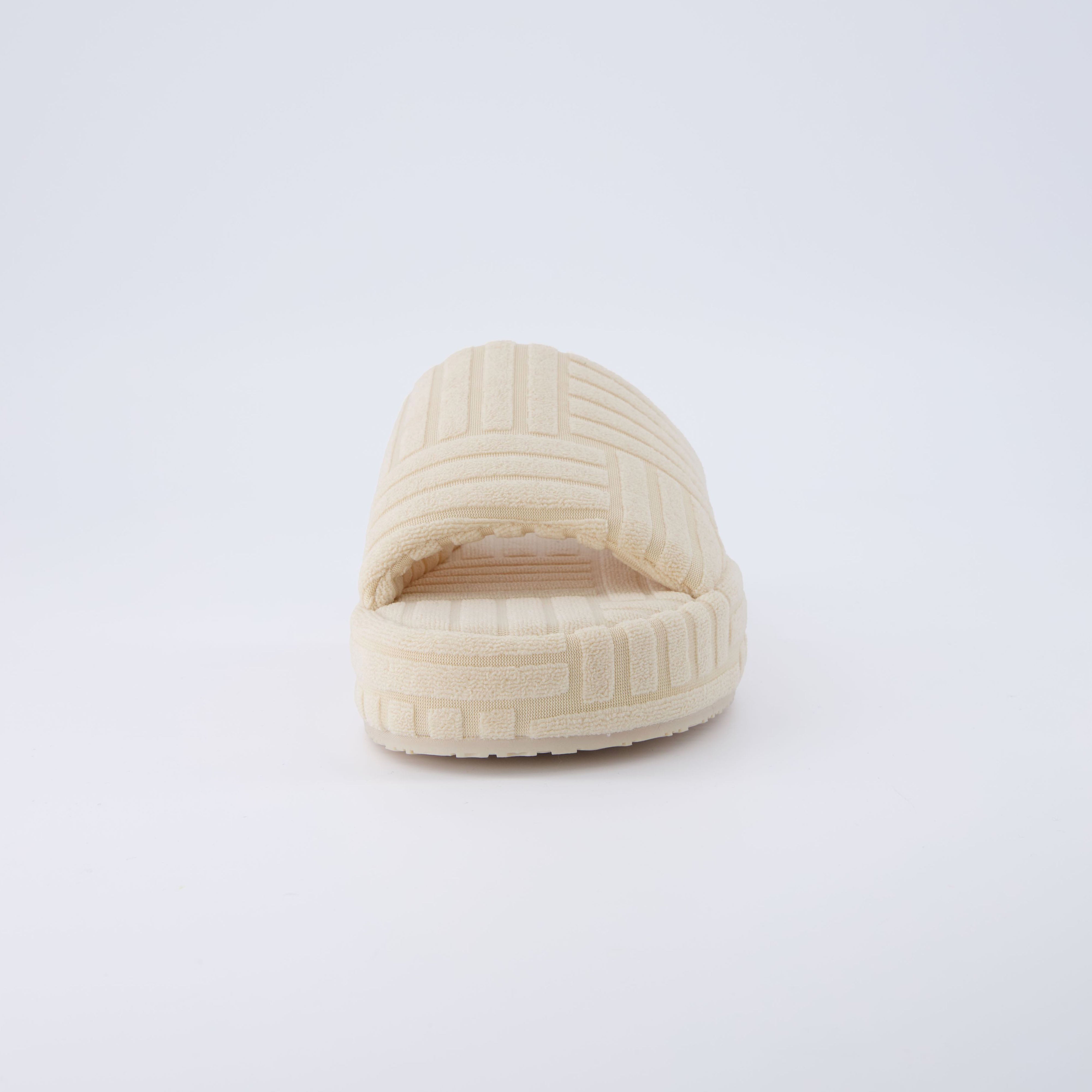 RSVP Cloud Slipper Cream