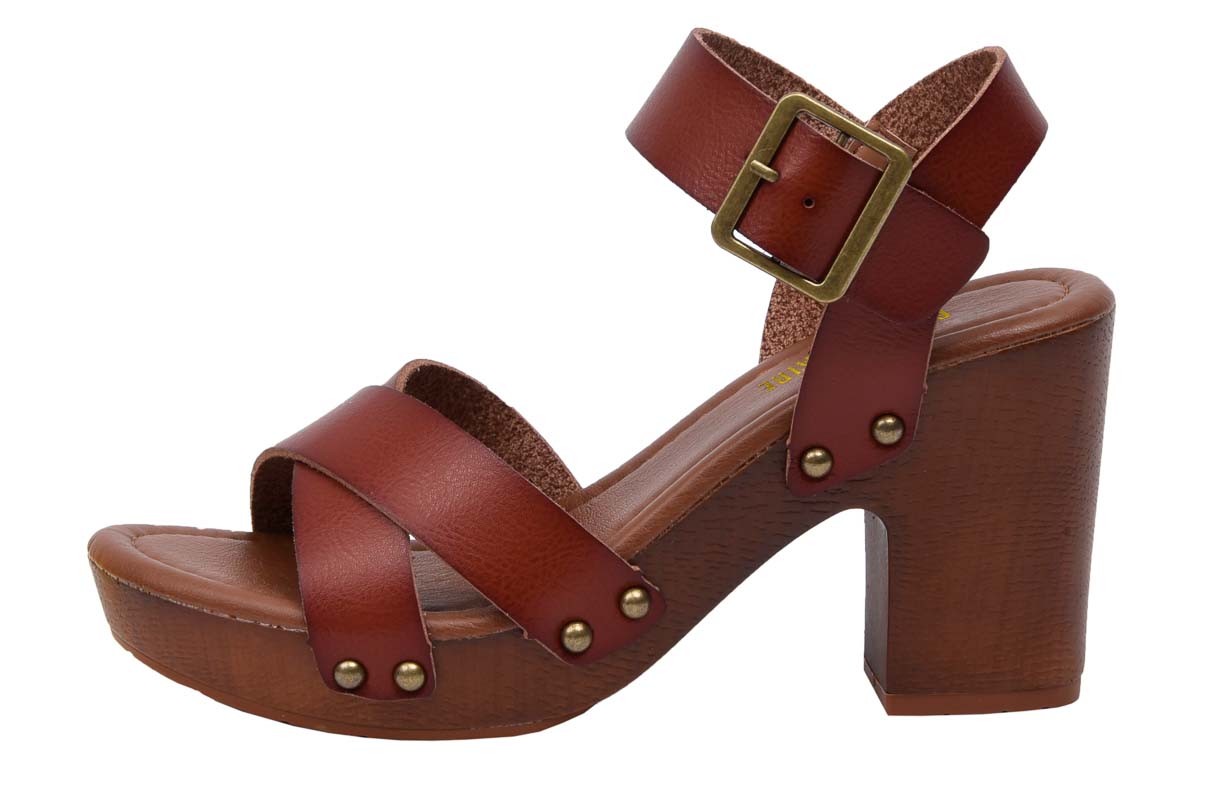 Dunes Sayer Faux Wood Sandal