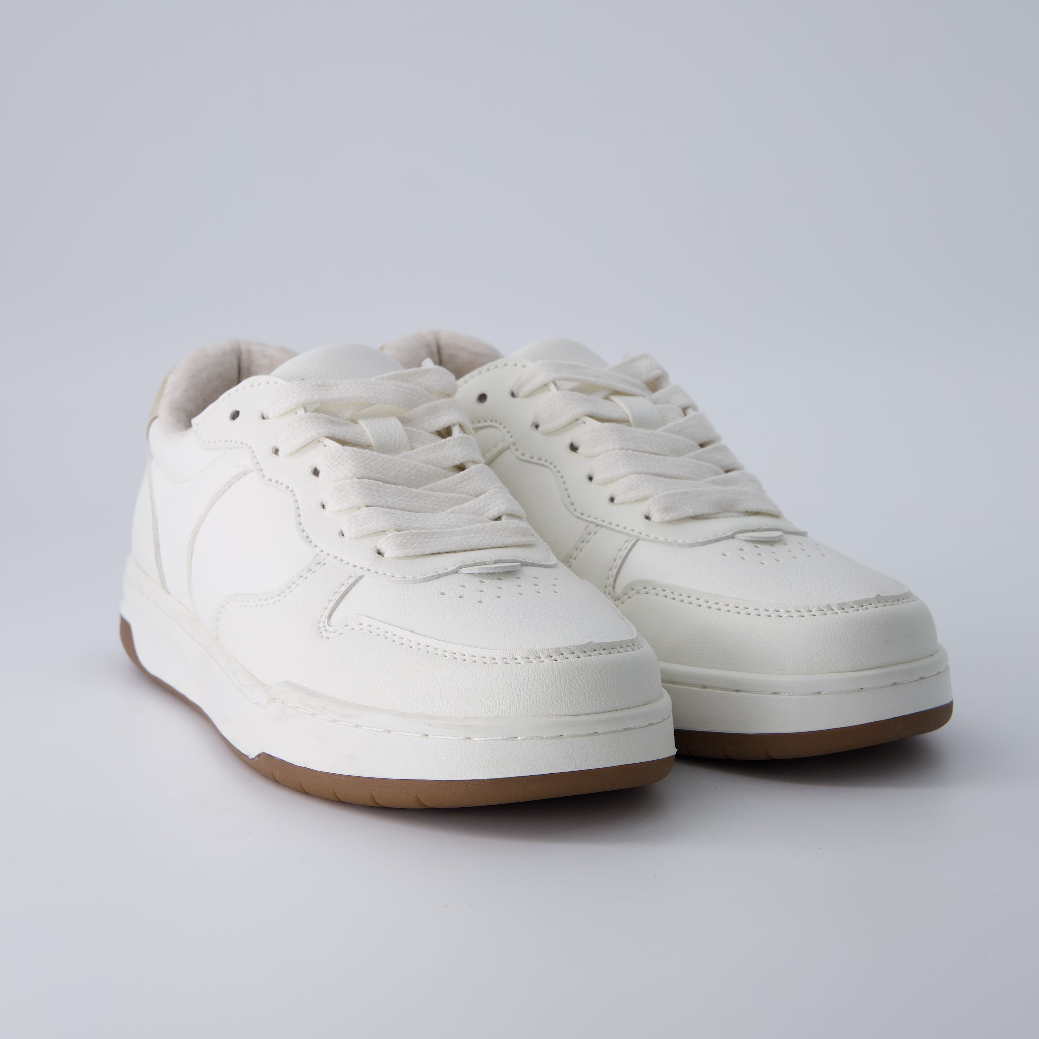 Serve Lace Up Sneaker