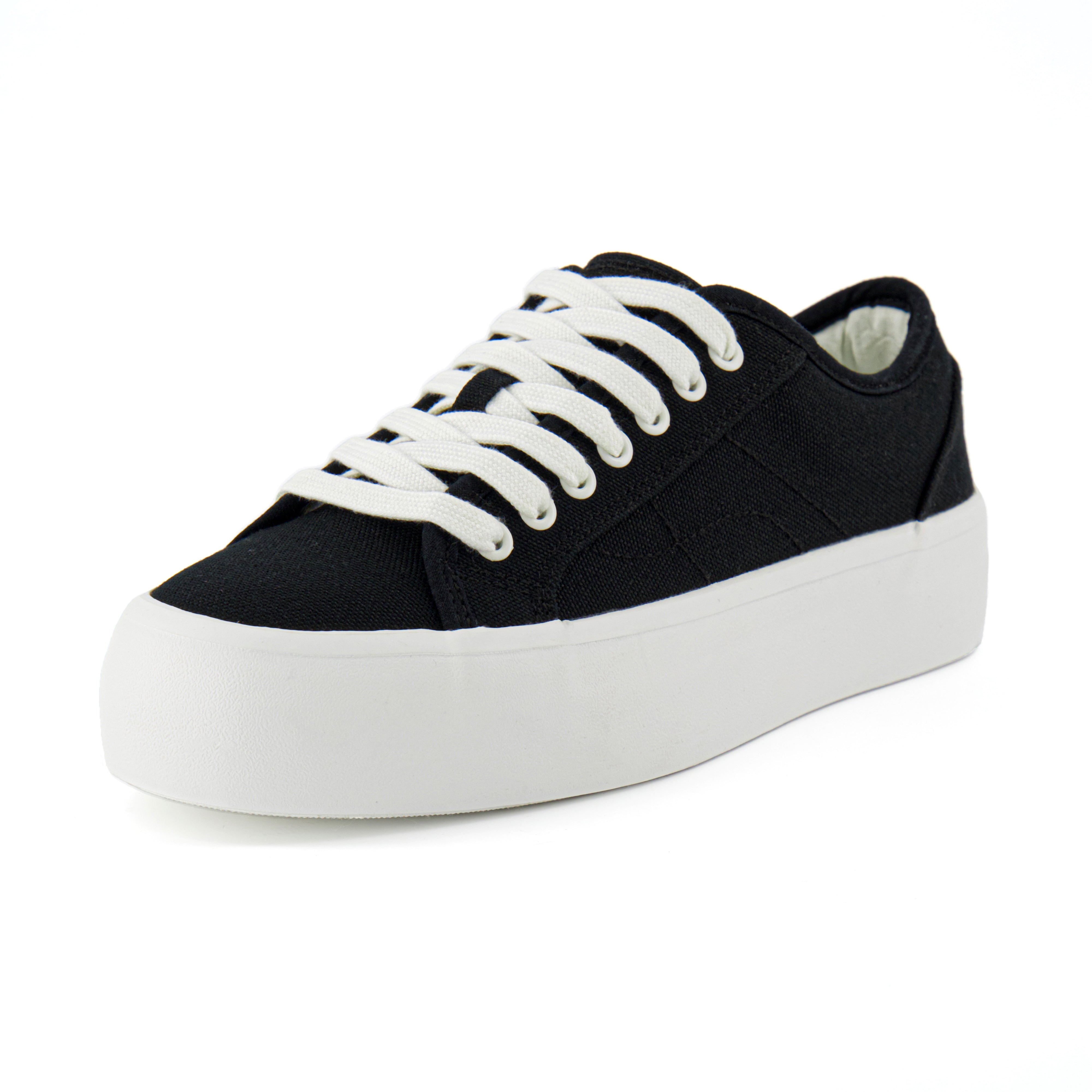 Tag Low Top Canvas Sneaker Black