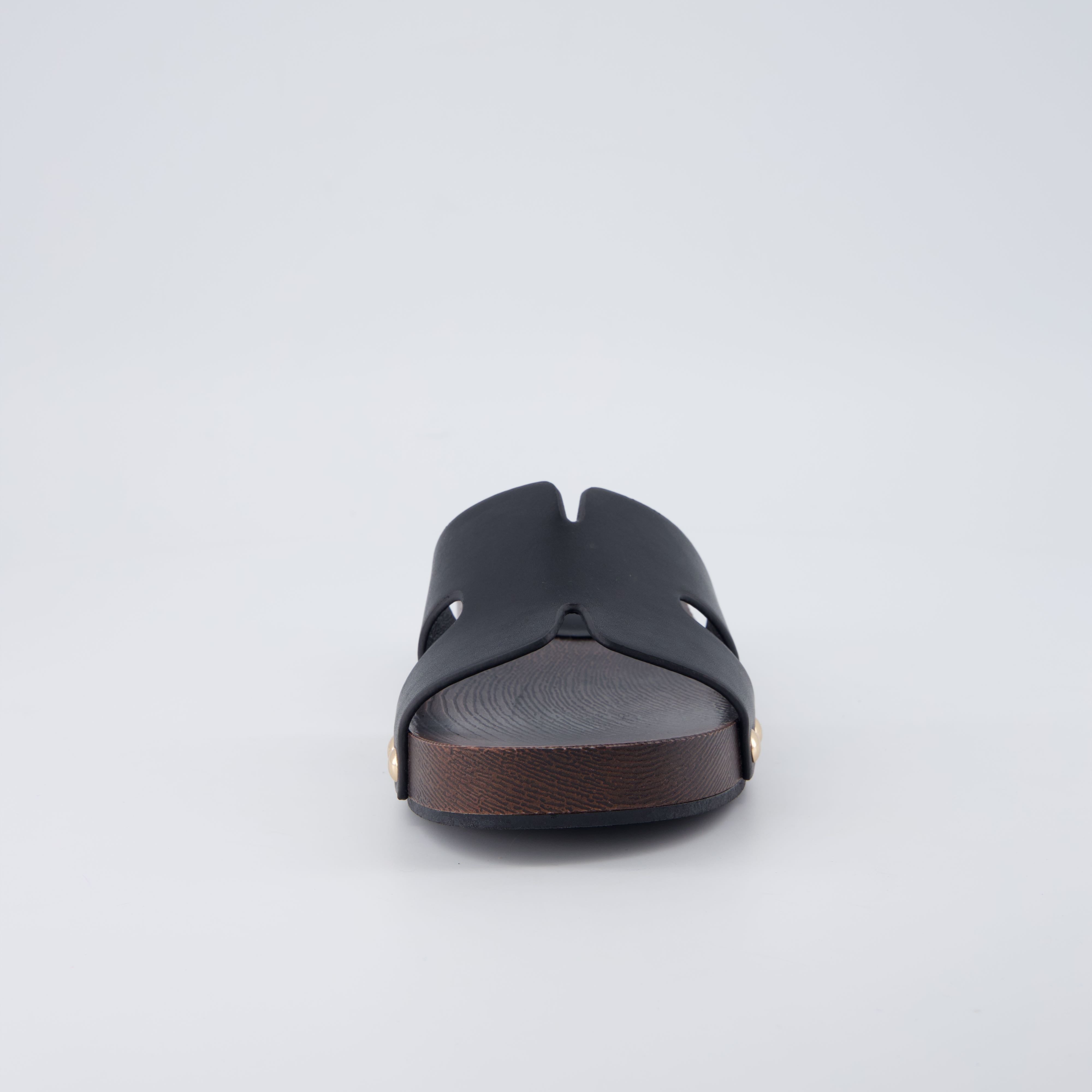 Thai Vegan Leather Platform Sandals Black Medium