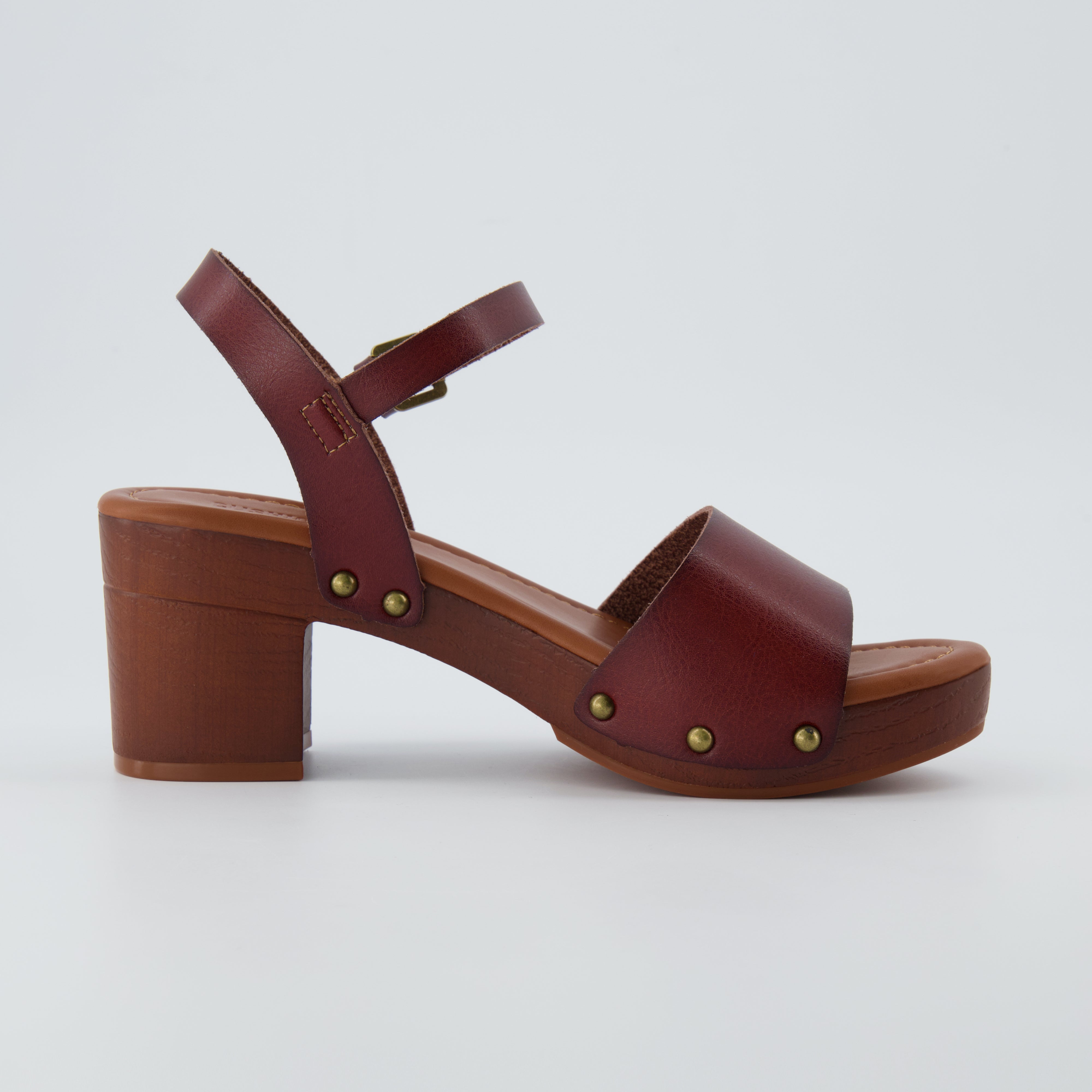 Sloan Faux Wood Sandals Whiskey