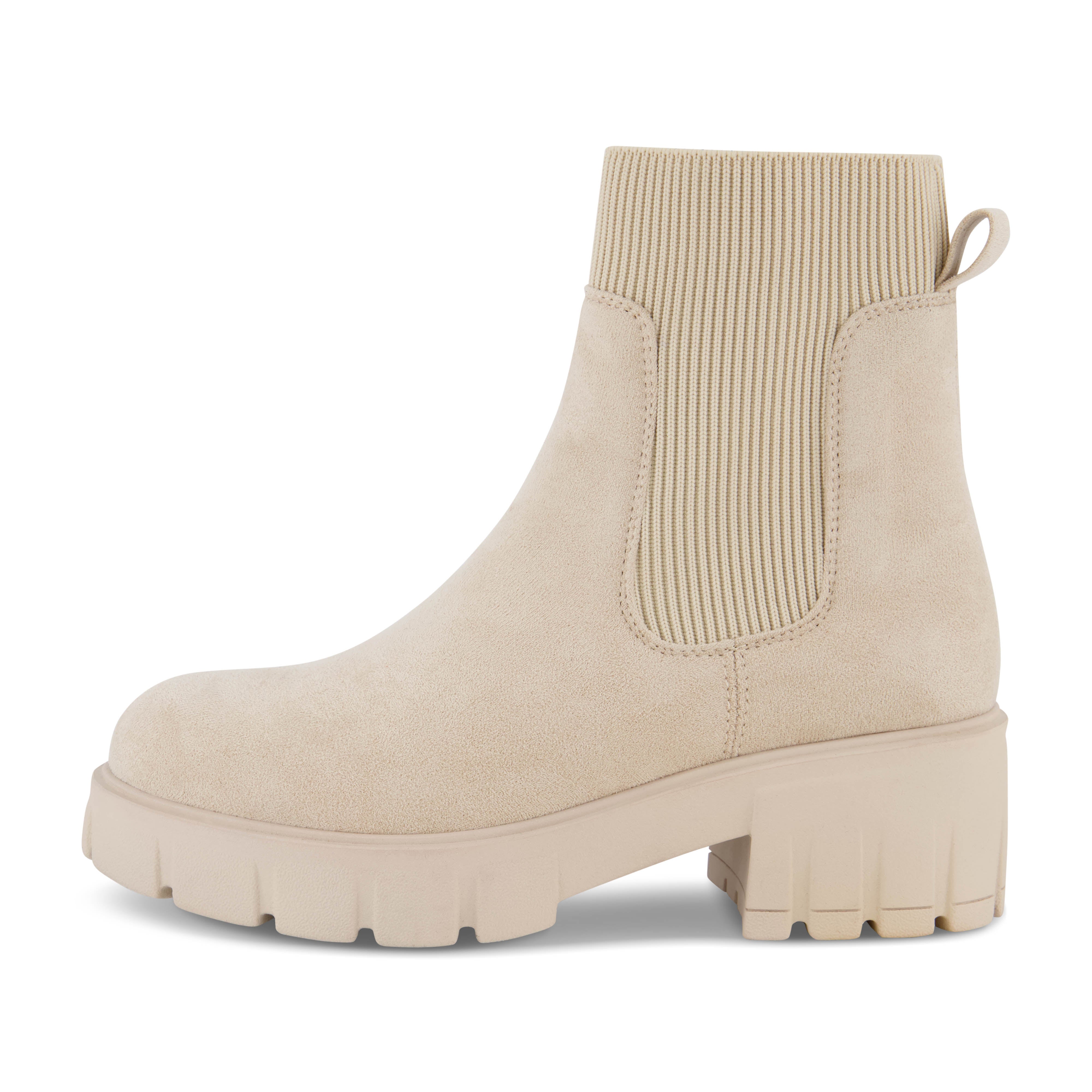 Sparks Lug Sole Chelsea Boot Cream