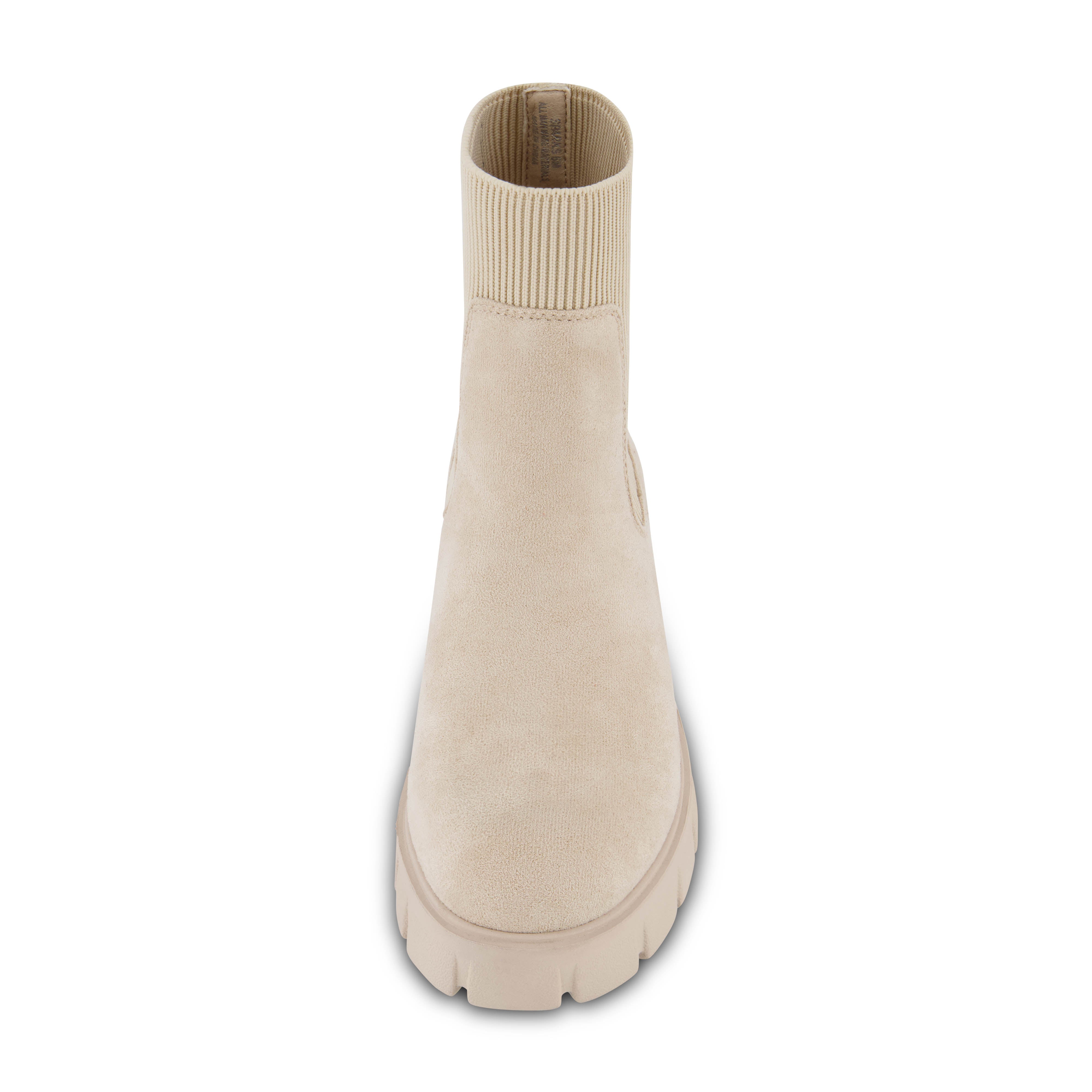Sparks Lug Sole Chelsea Boot Cream