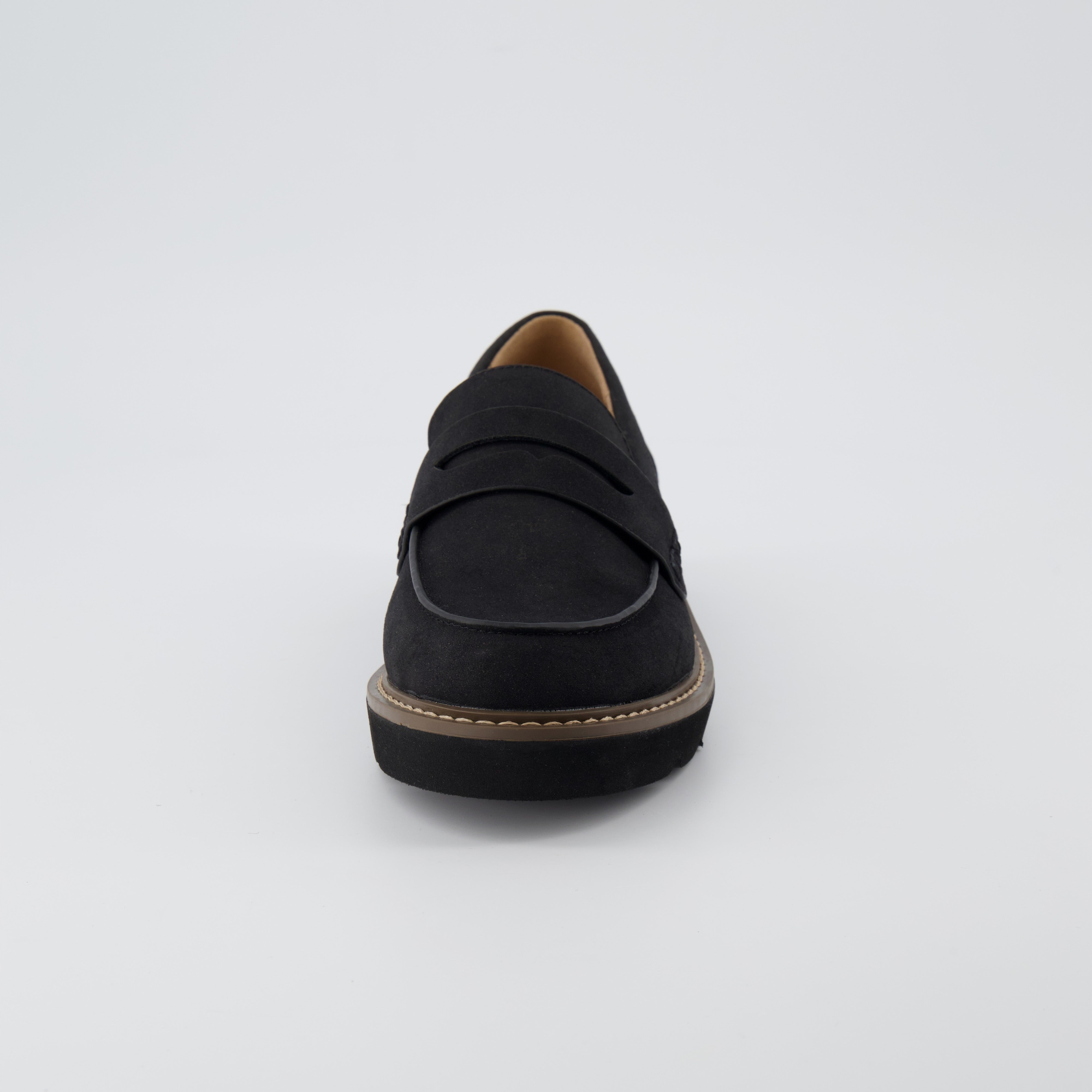 Vassar Slip-on Loafers Black