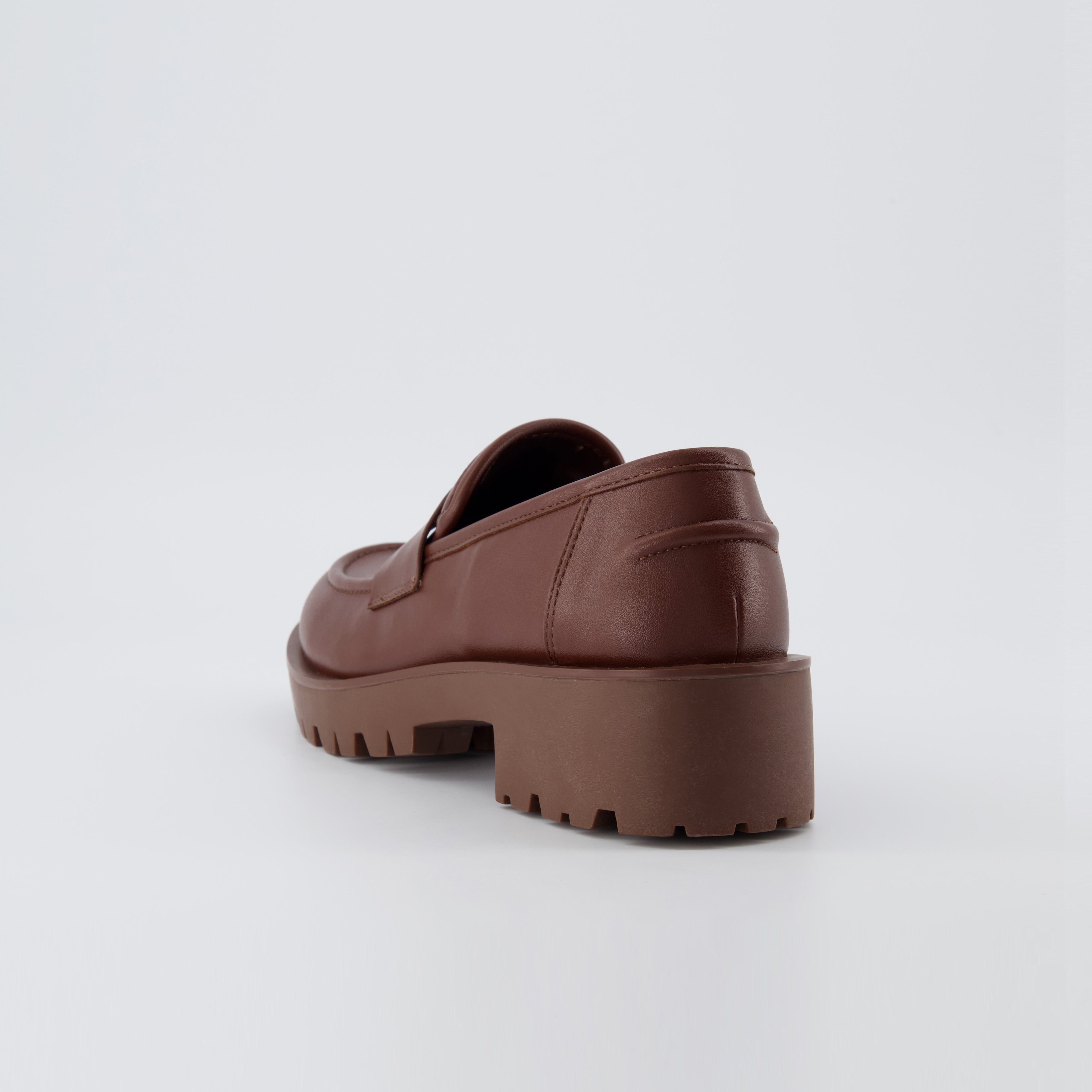 Wonder Lug Sole Loafer Brown