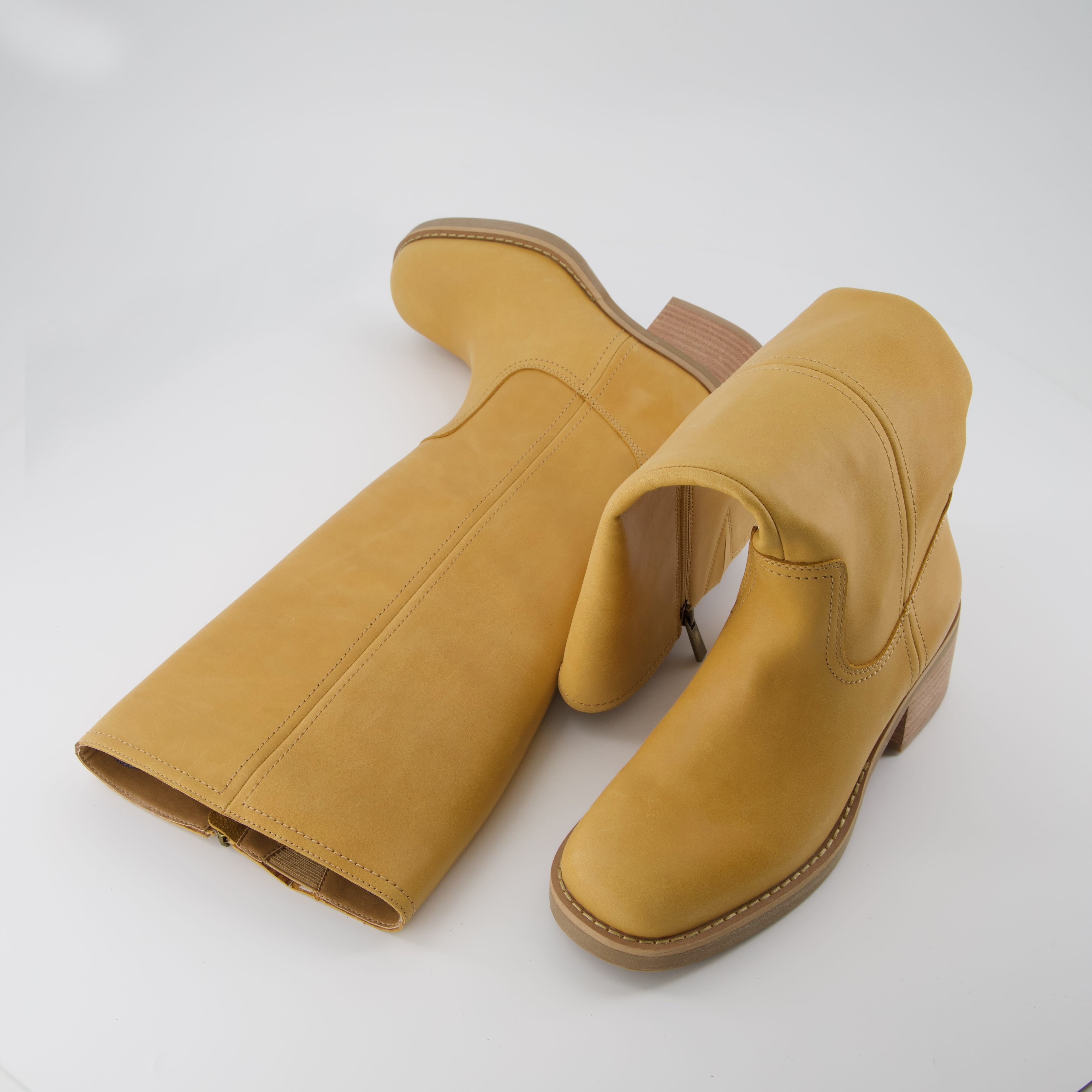 Sawyer Leather Boot Banana Leather Medium