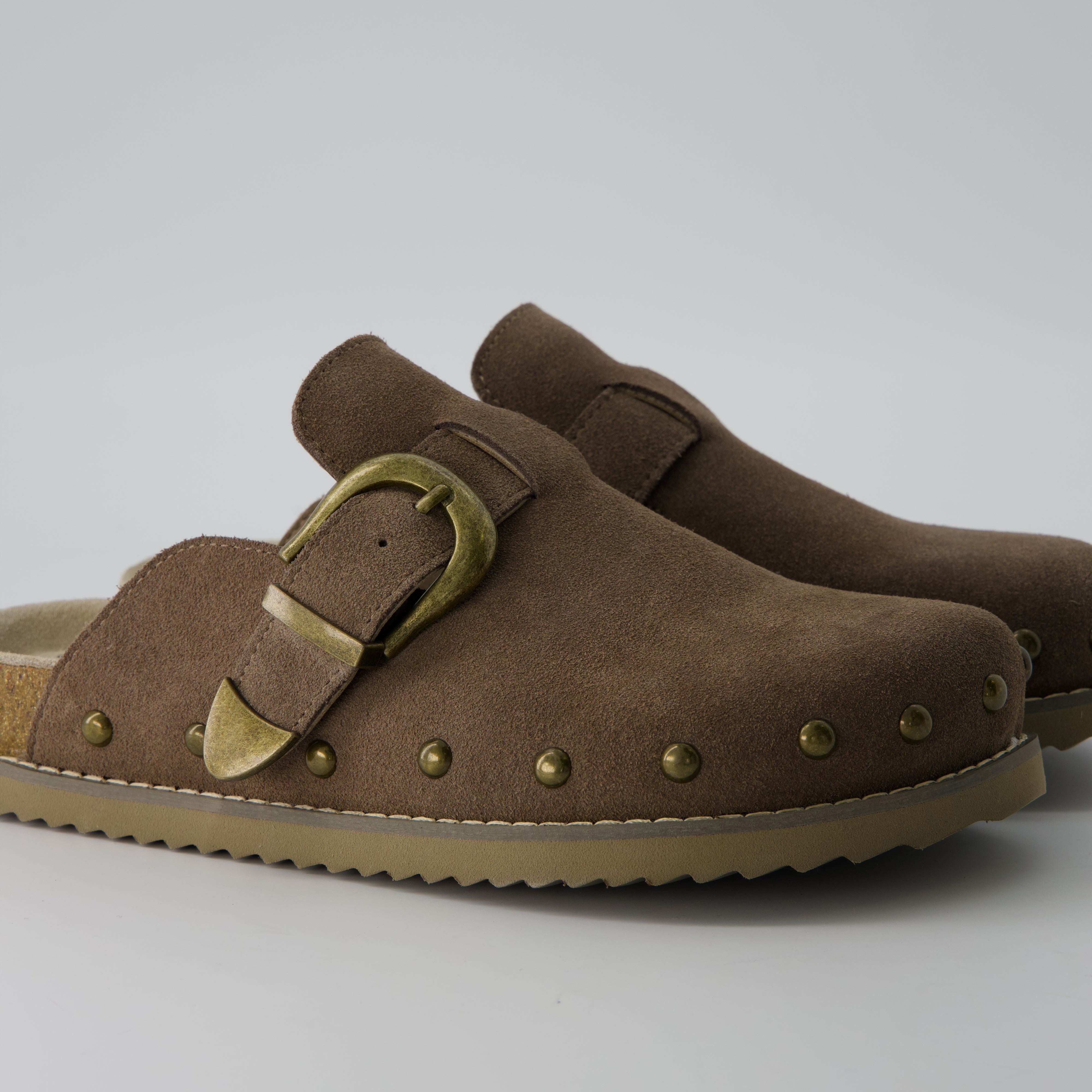 Bronco Suede Clogs