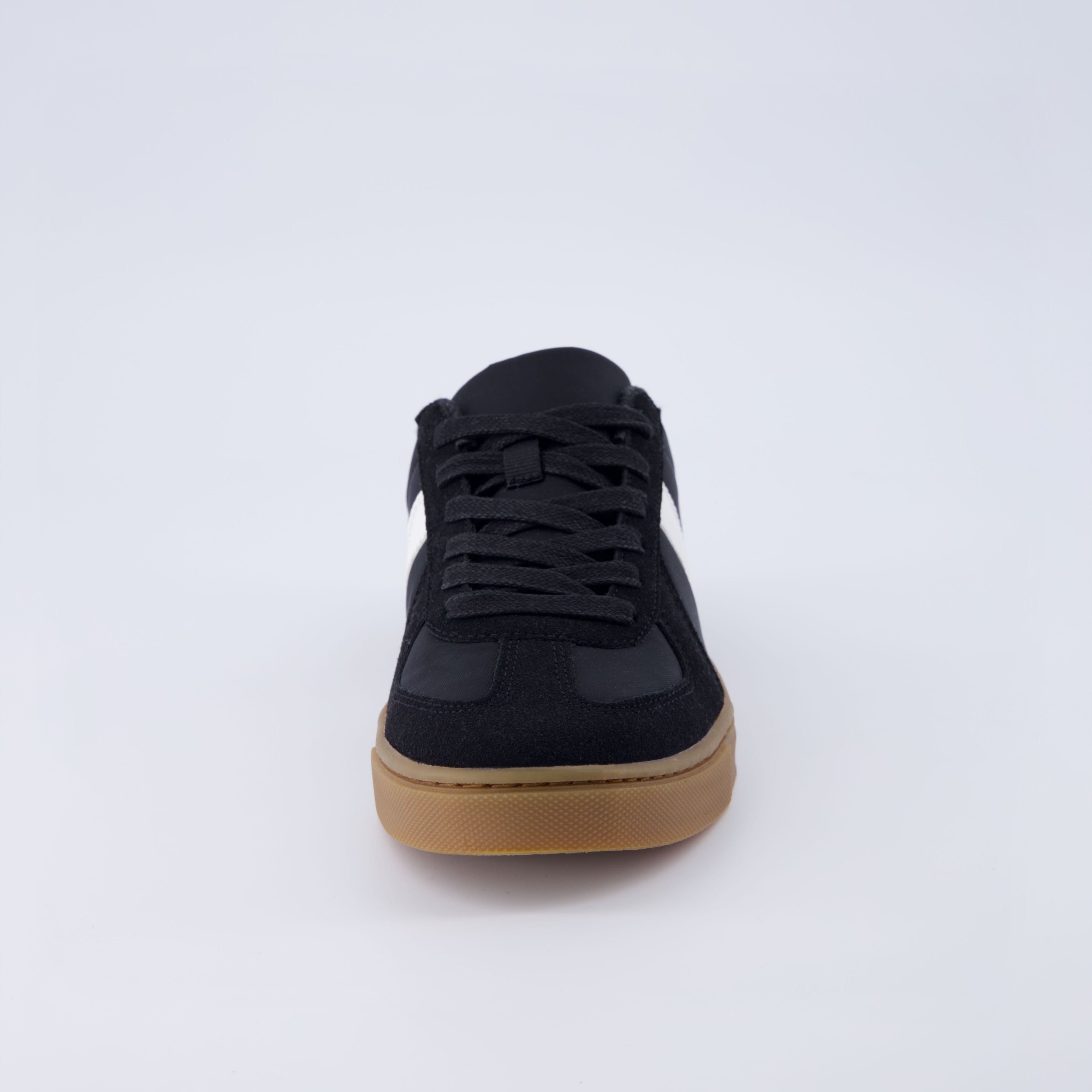 Bailey Lace Up Sneaker Black White