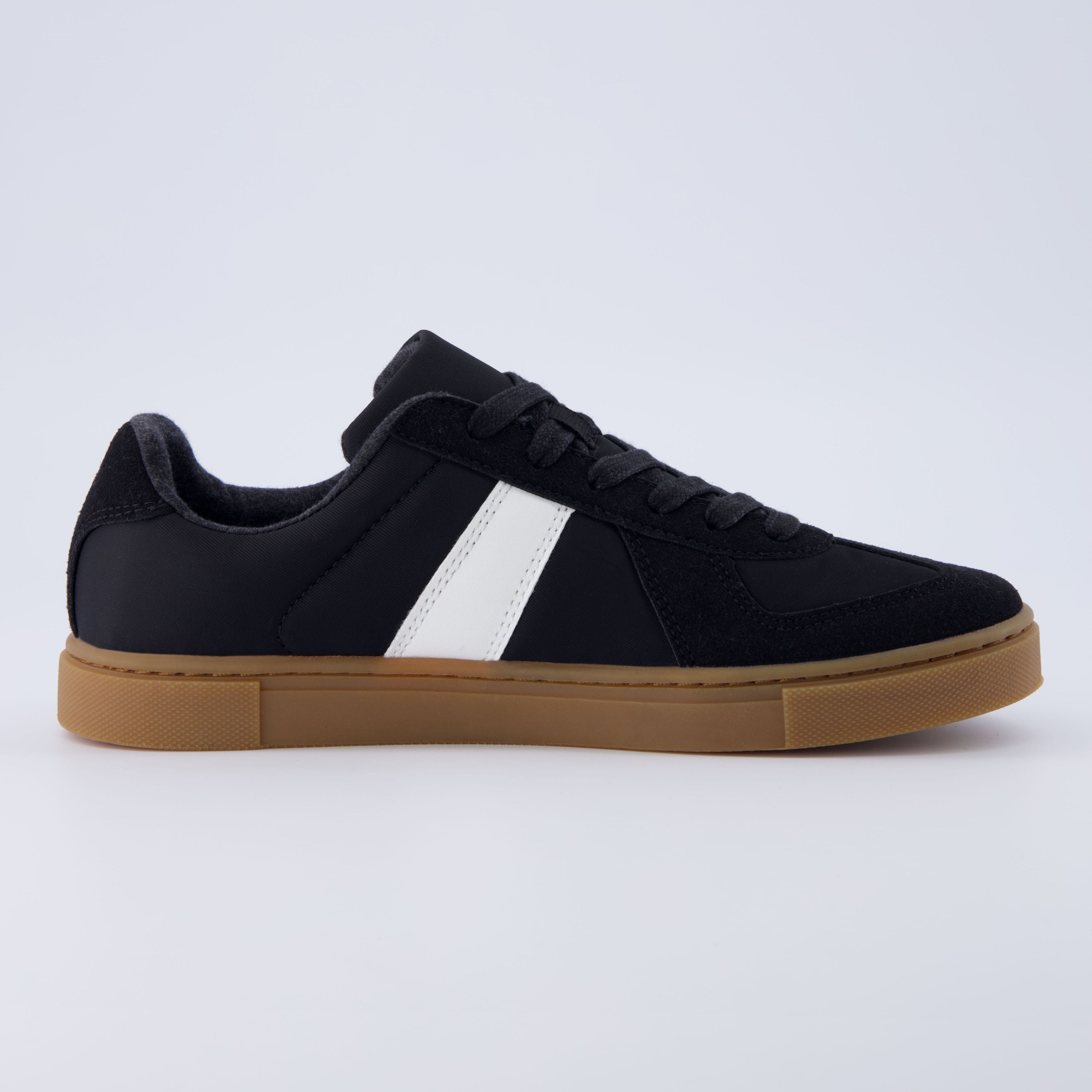 Bailey Lace Up Sneaker Black White