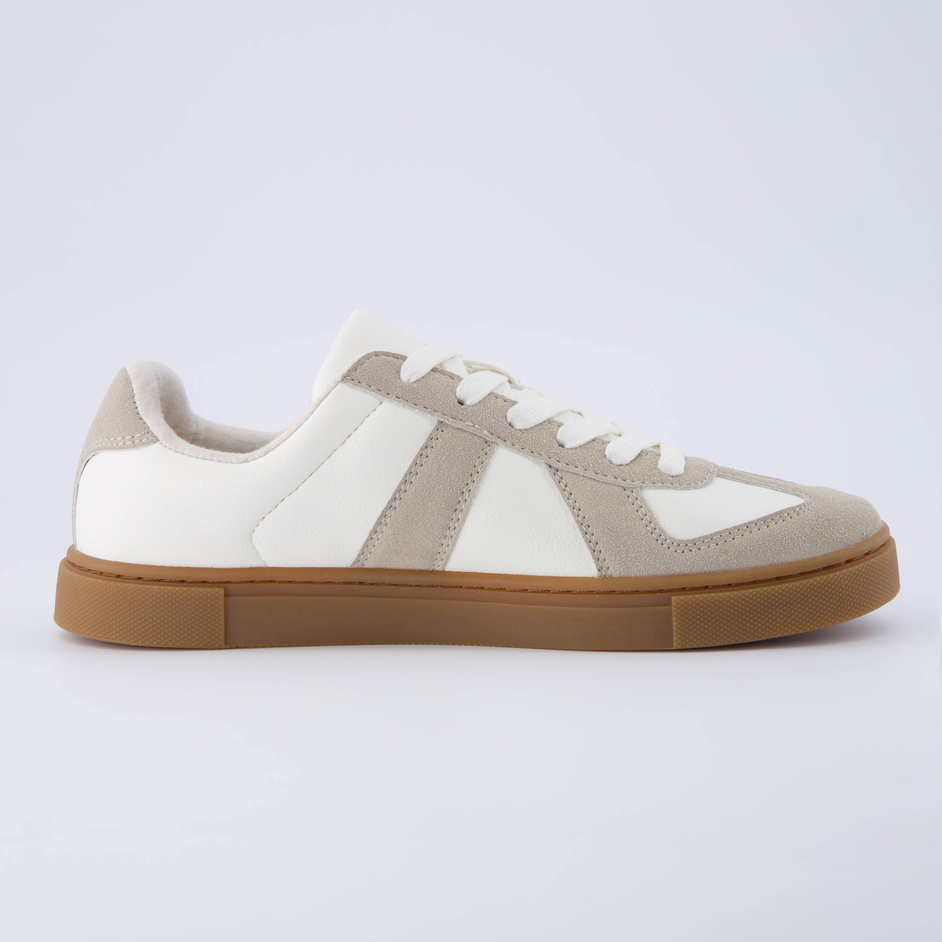 Bailey Lace Up Sneaker White Grey