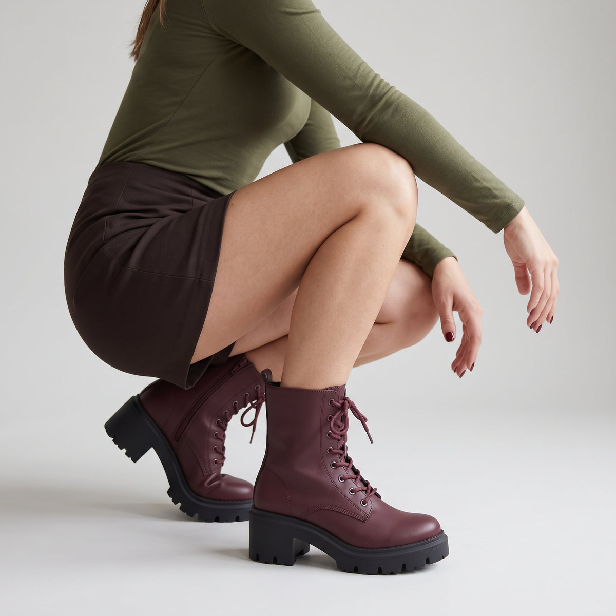 Balzac Womens Combat Boots Burgundy Medium