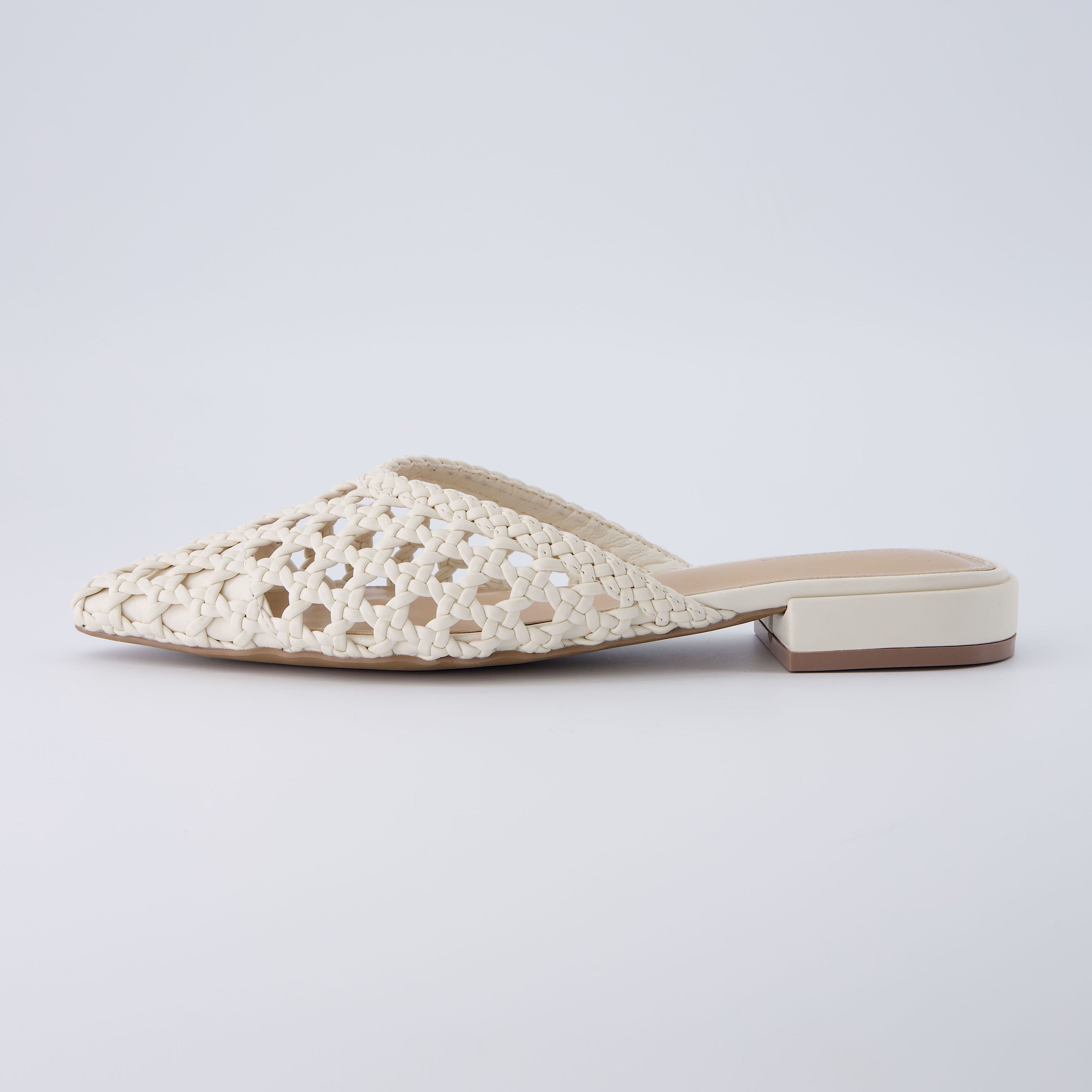 Behold Woven Mule Cream