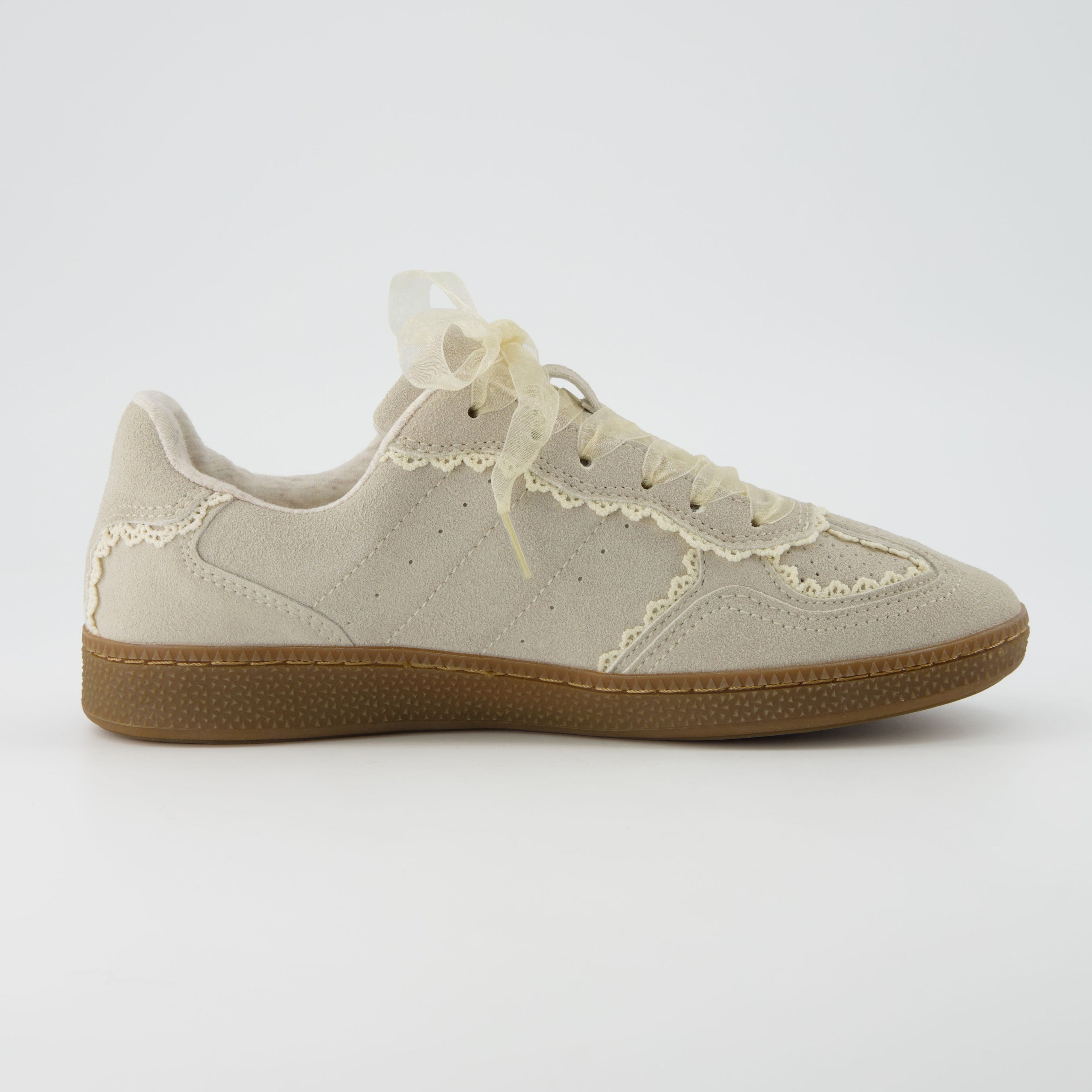 Belinda Casual Sneakers