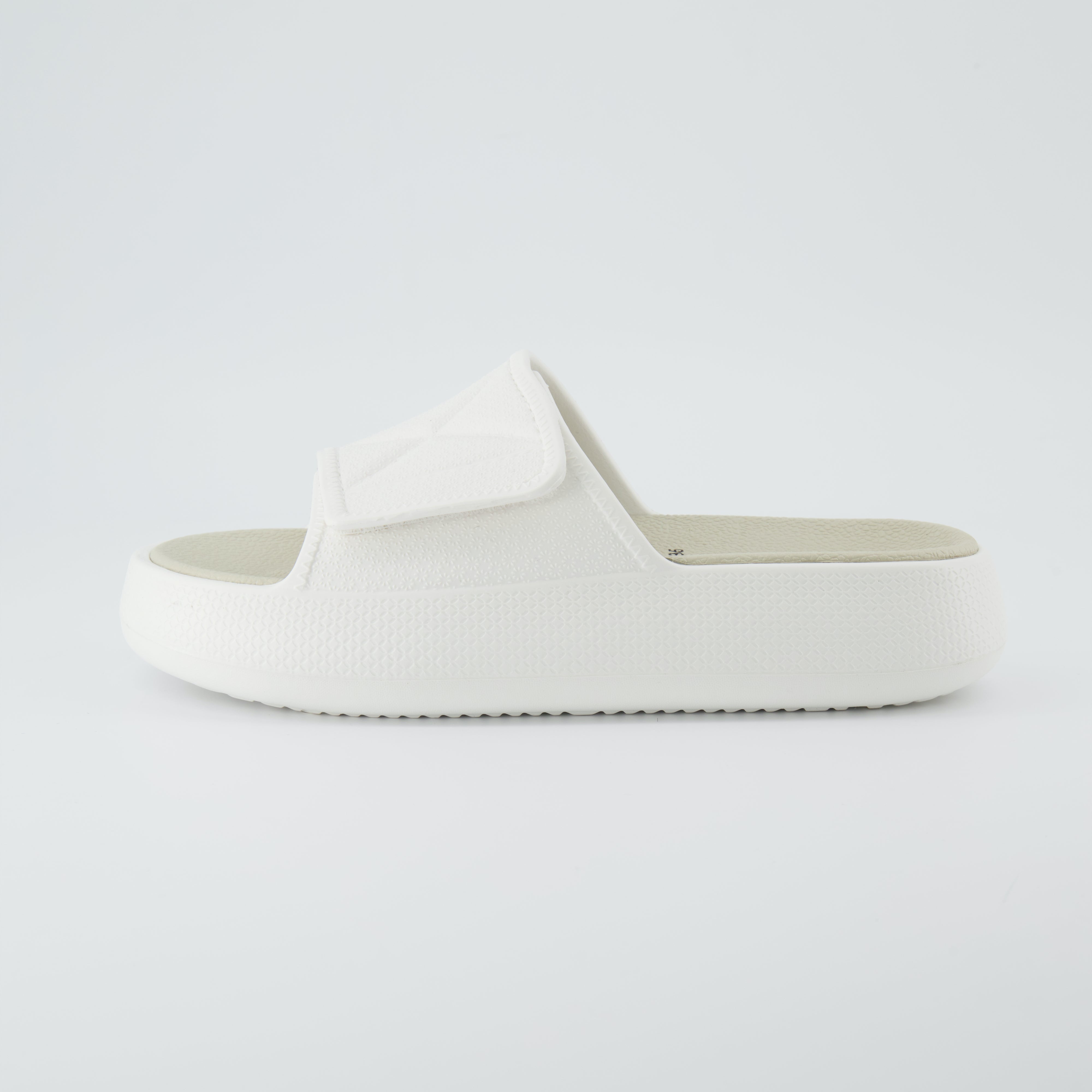 Biggie Pillow Slide Sandal Vanilla